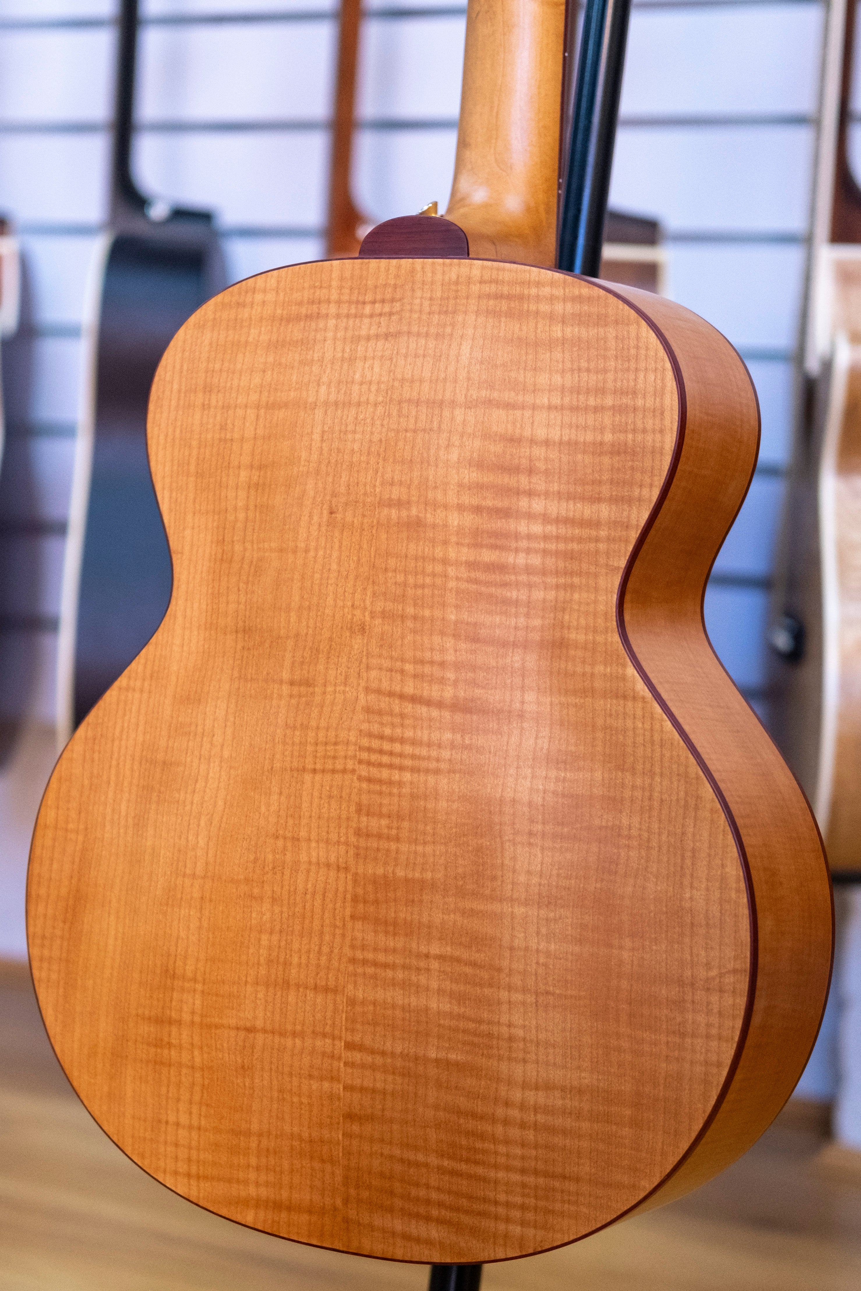 Guild Jumbo Junior Reserve Maple Acoustic Electric Guitar with Deluxe Bag