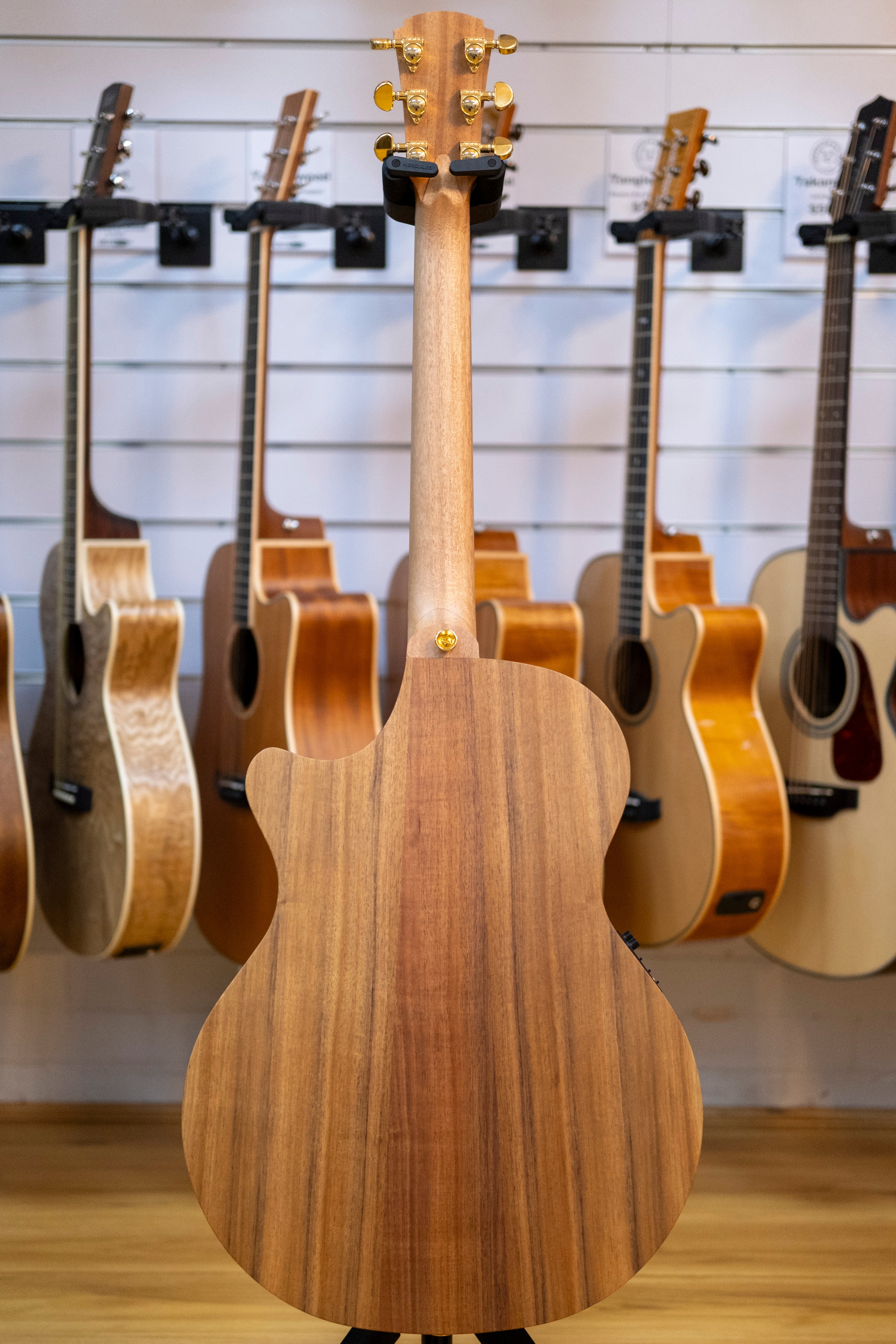 Cole Clark AN2EC Acoustic Electric Guitar with Hardcase (Bunya/Blackwood)
