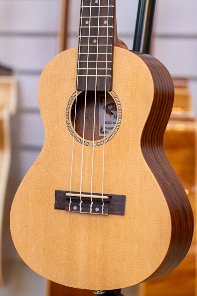 Mojo 40 Series Electric Concert Ukulele (Spruce/Rosewood)