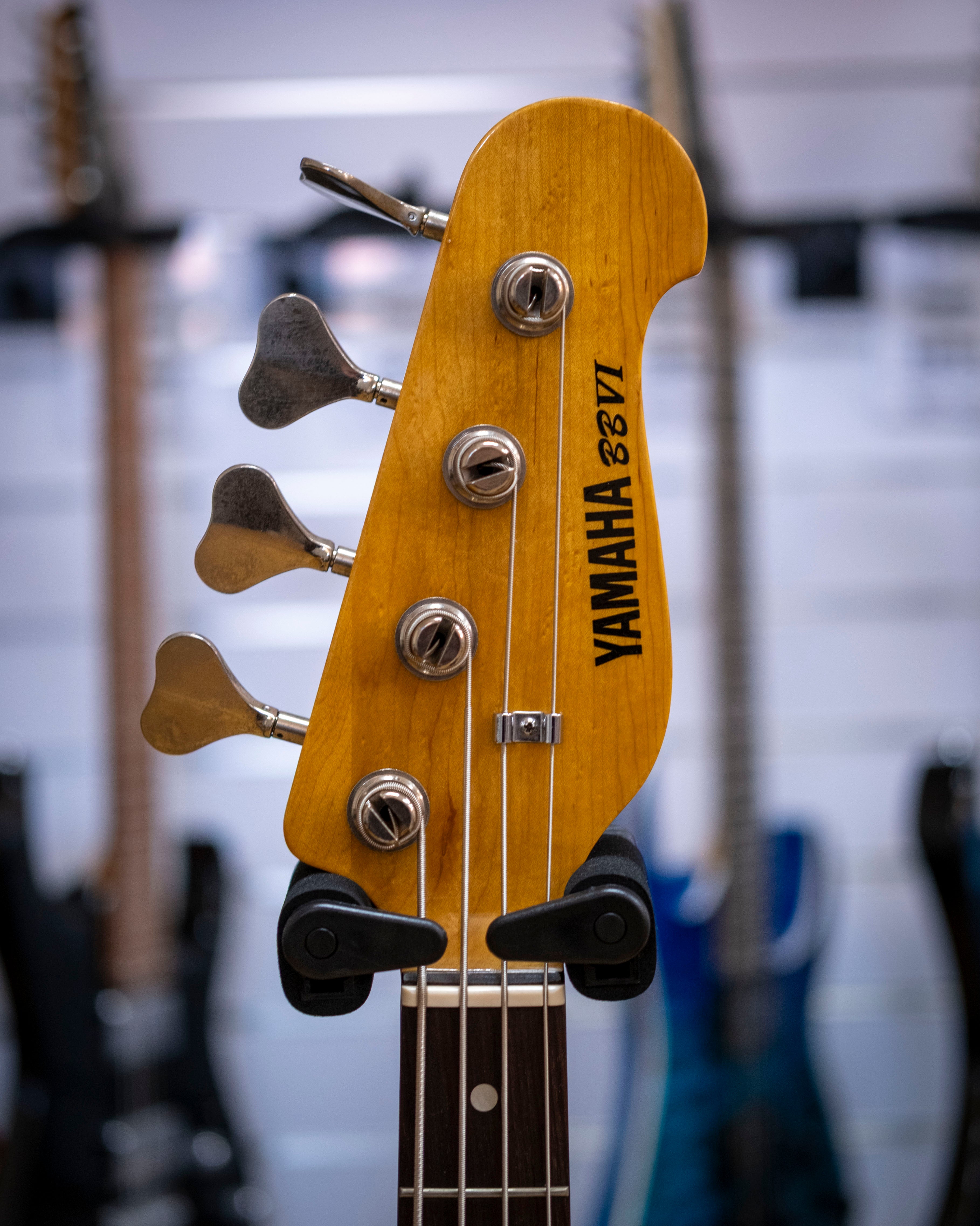 Yamaha BBVI Bass Guitar (Black) (Pre-Owned, 1981 MIJ)