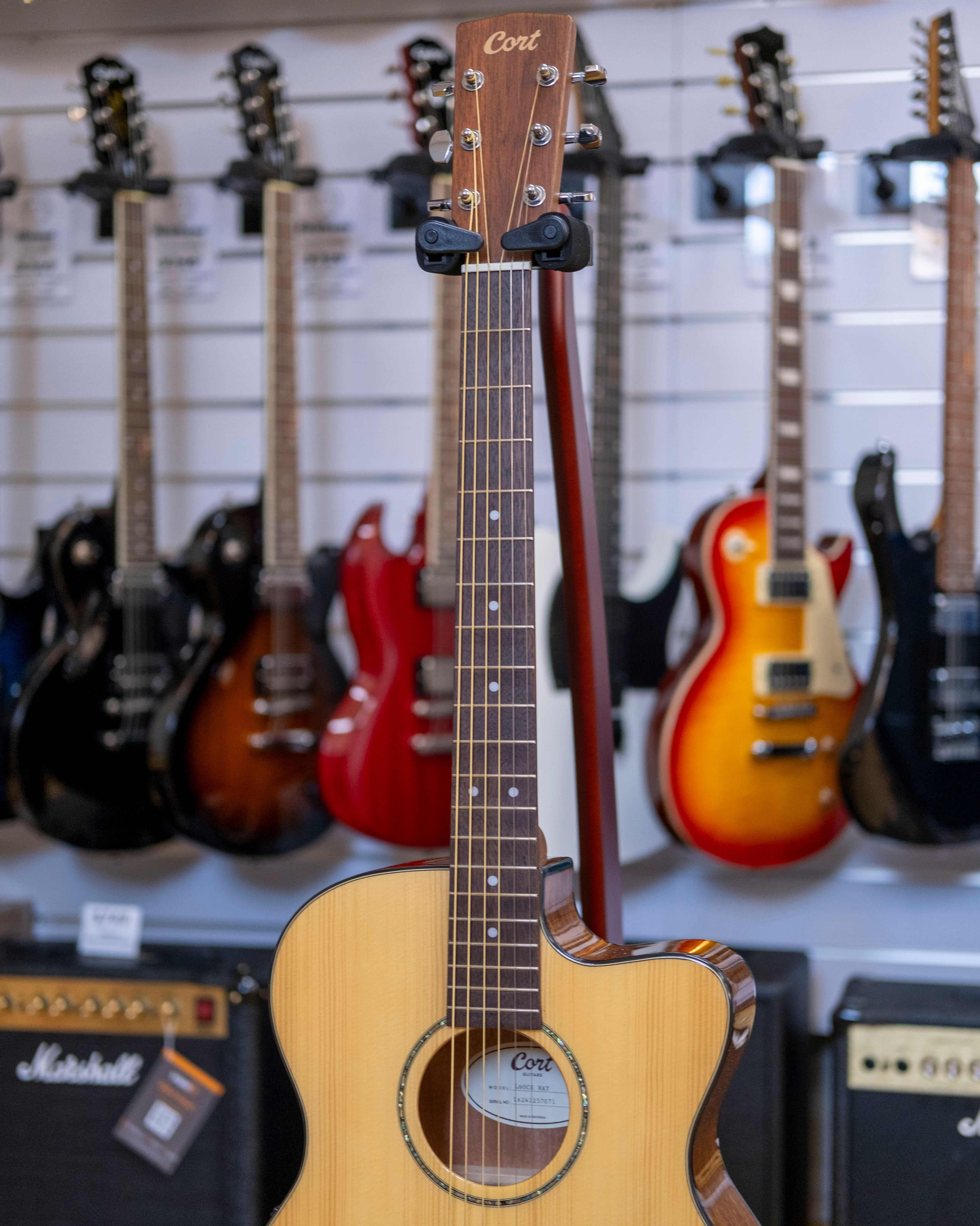 Cort Luce Series OM Acoustic Electric Guitar (Solid Spruce)