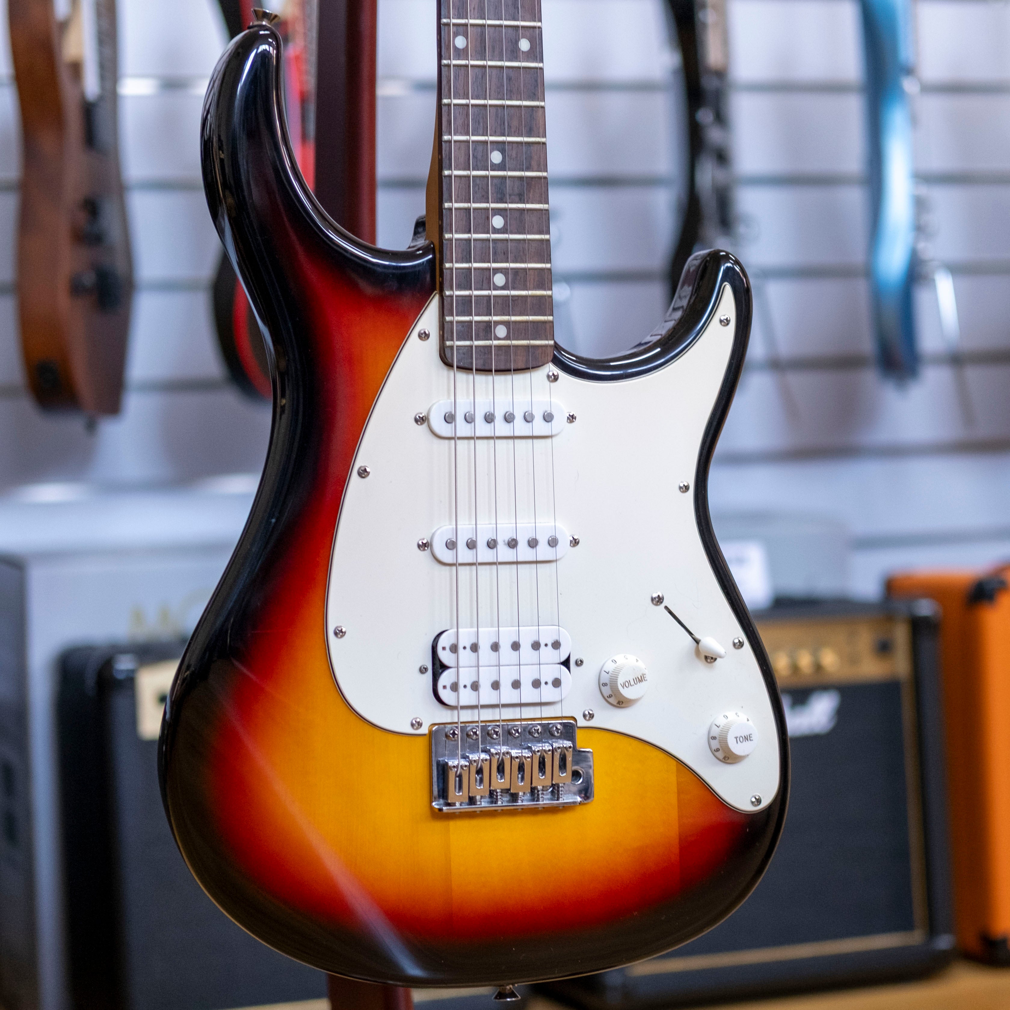 Peavey Raptor Plus EXP Electric Guitar (Sunburst) (Pre-Owned)