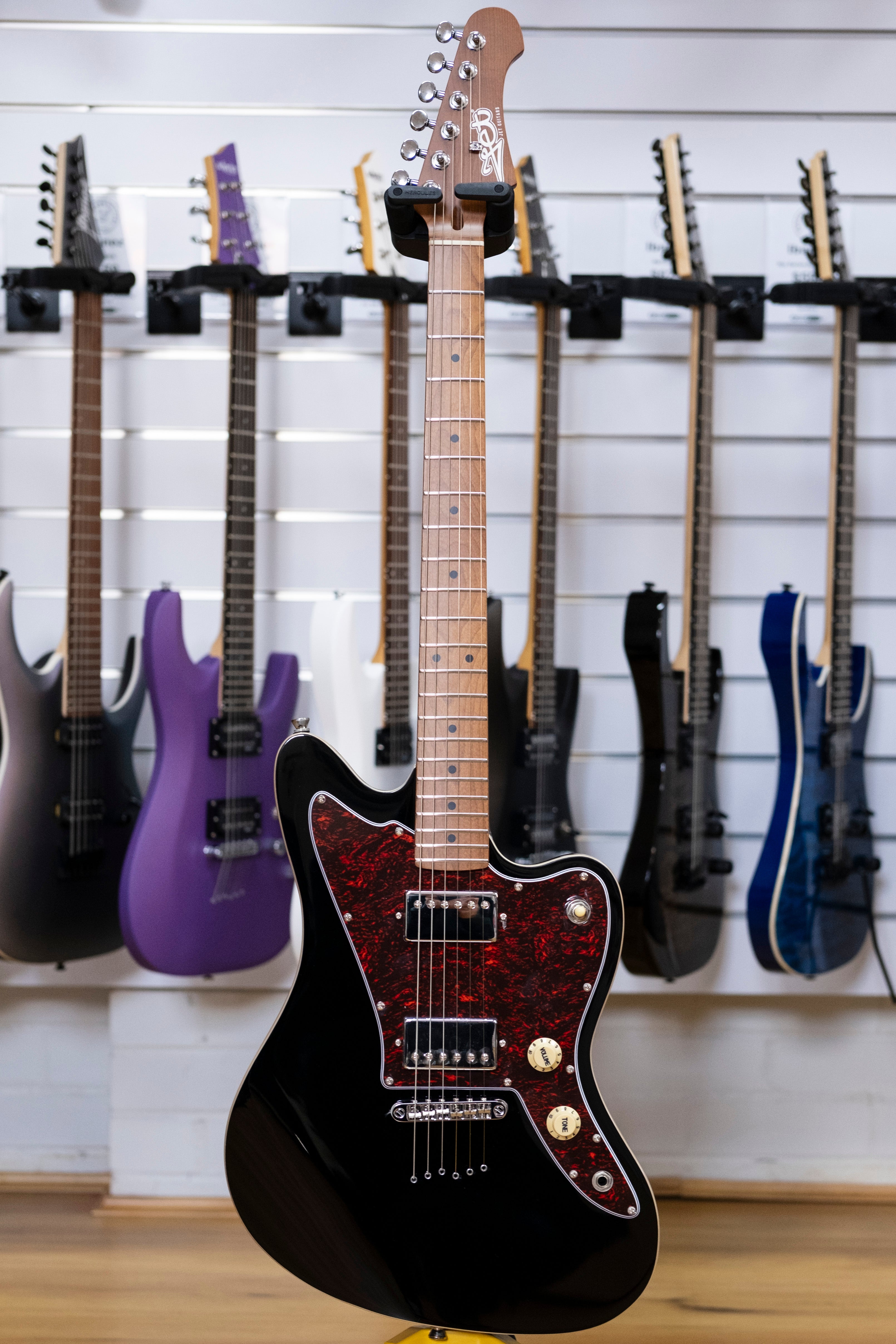 Jet Guitars JJ-350 Electric Guitar (Black)