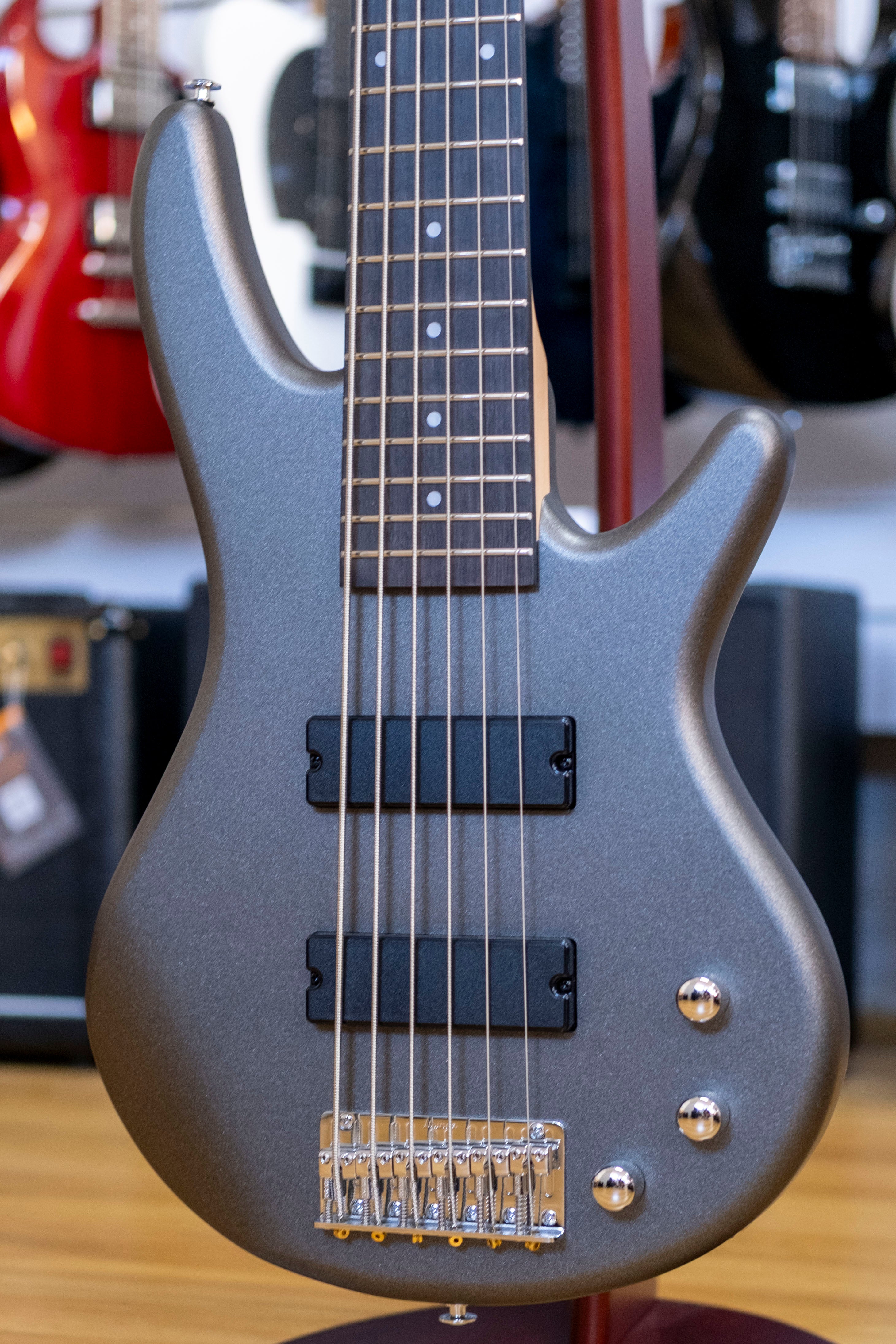 Ibanez GSR186 Soundgear Gio 6-String Bass Guitar (Tungsten Matte)