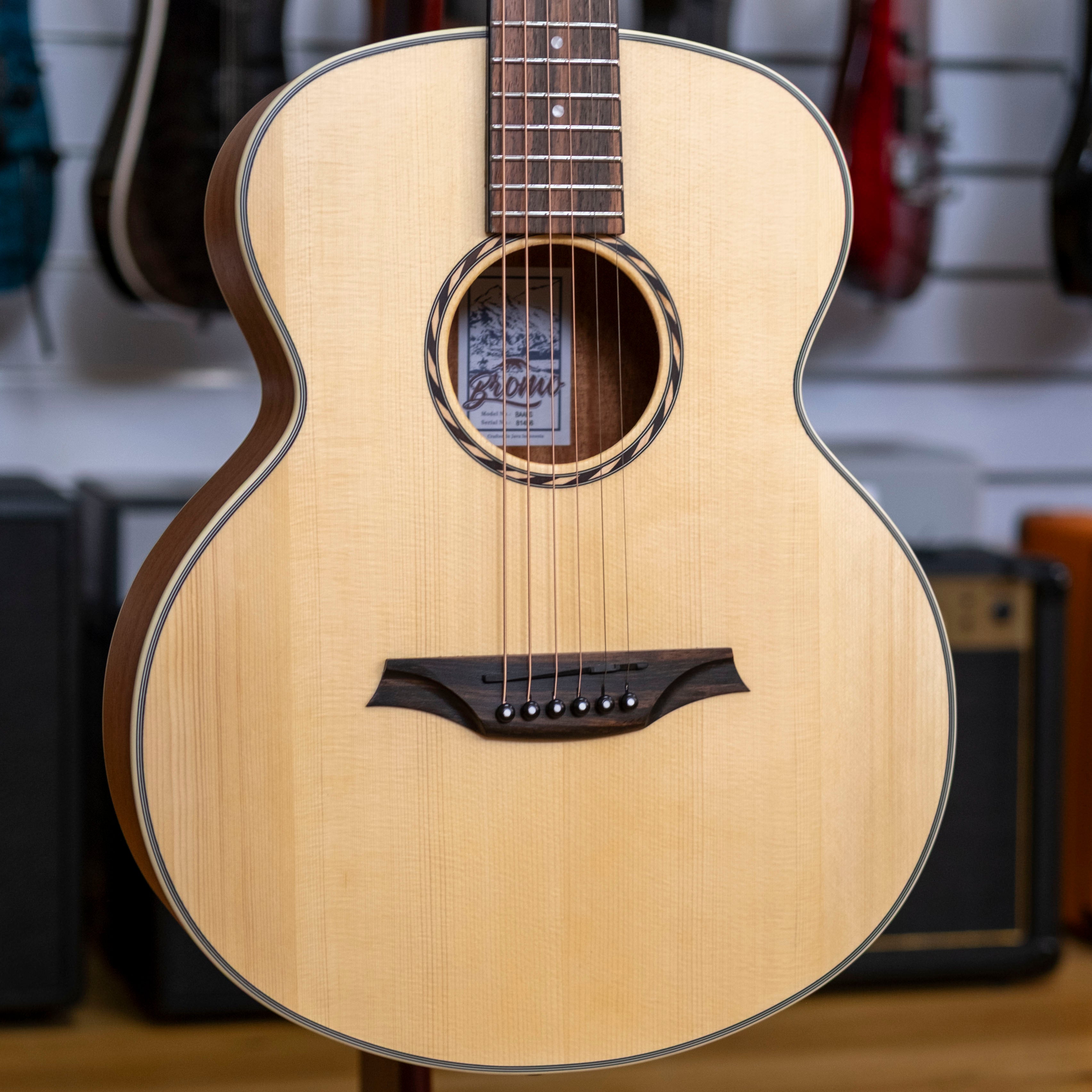 Bromo Appalachia Series Mini Jumbo Acoustic Guitar (Solid Spruce Top)
