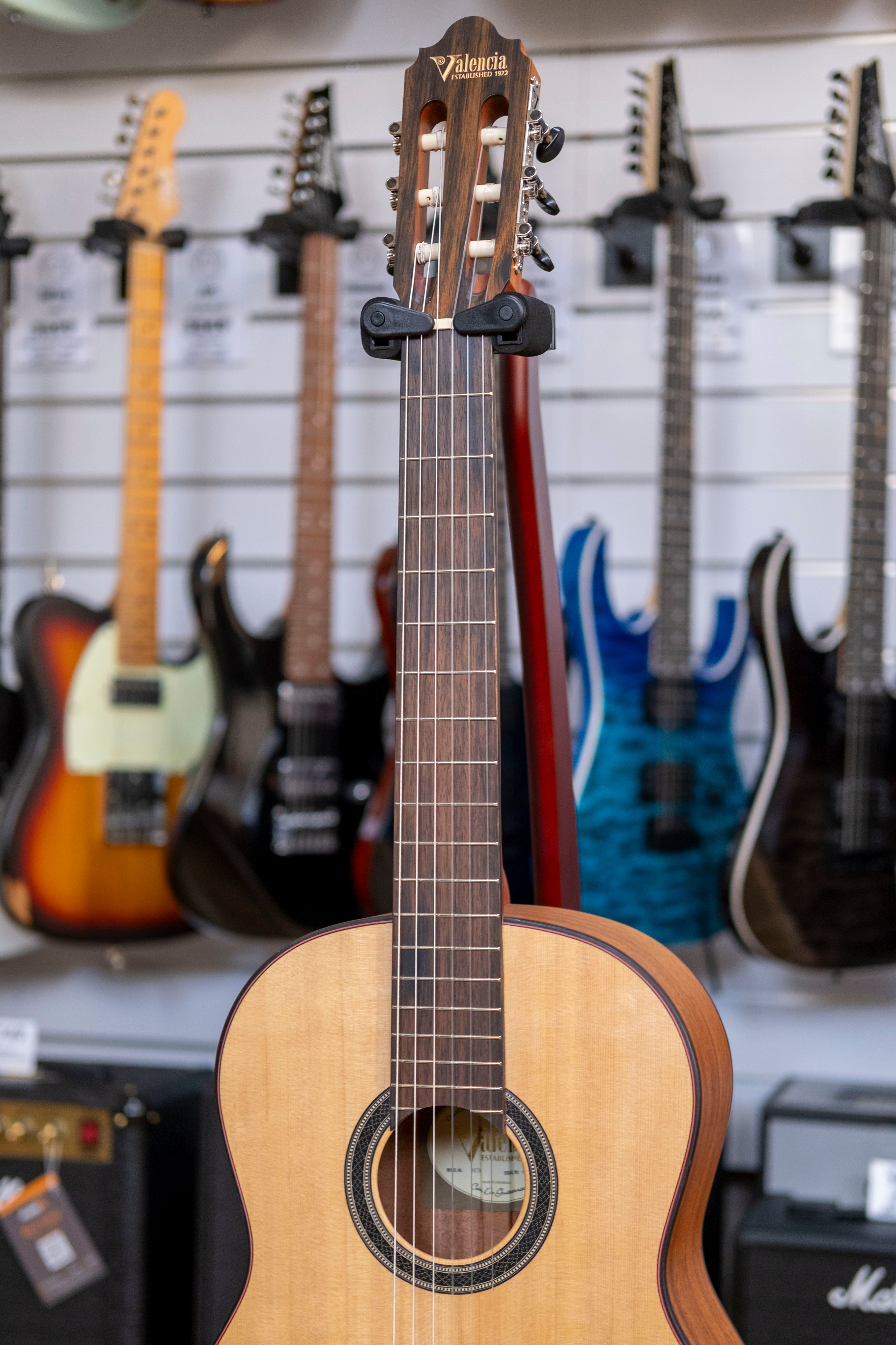 Valencia 700 Series 4/4 Size Nylon String Classical Guitar (Solid Spruce/Mahogany)