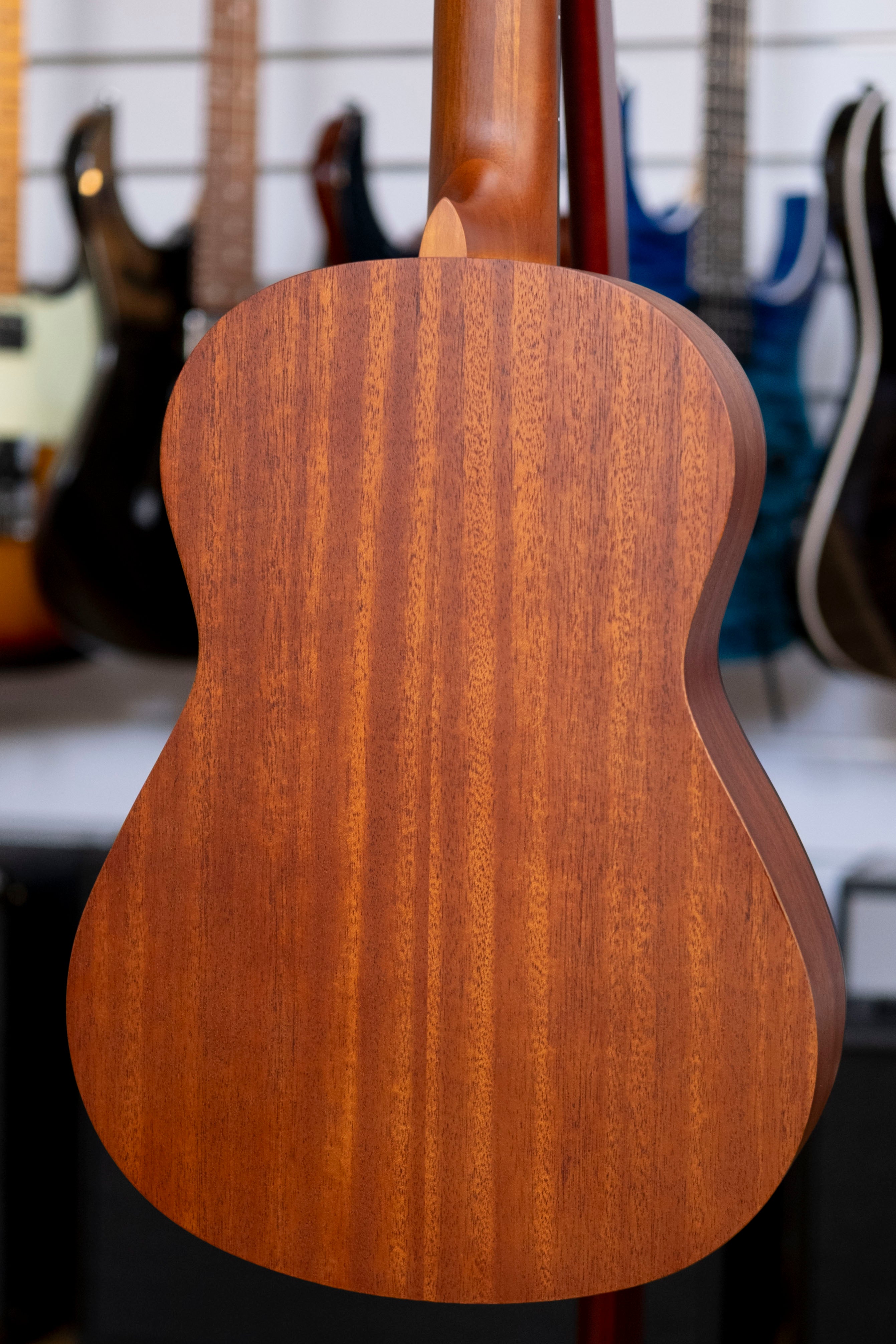 Valencia 200 Series 1/2 Size Nylon String Classical Guitar (Antique Natural)
