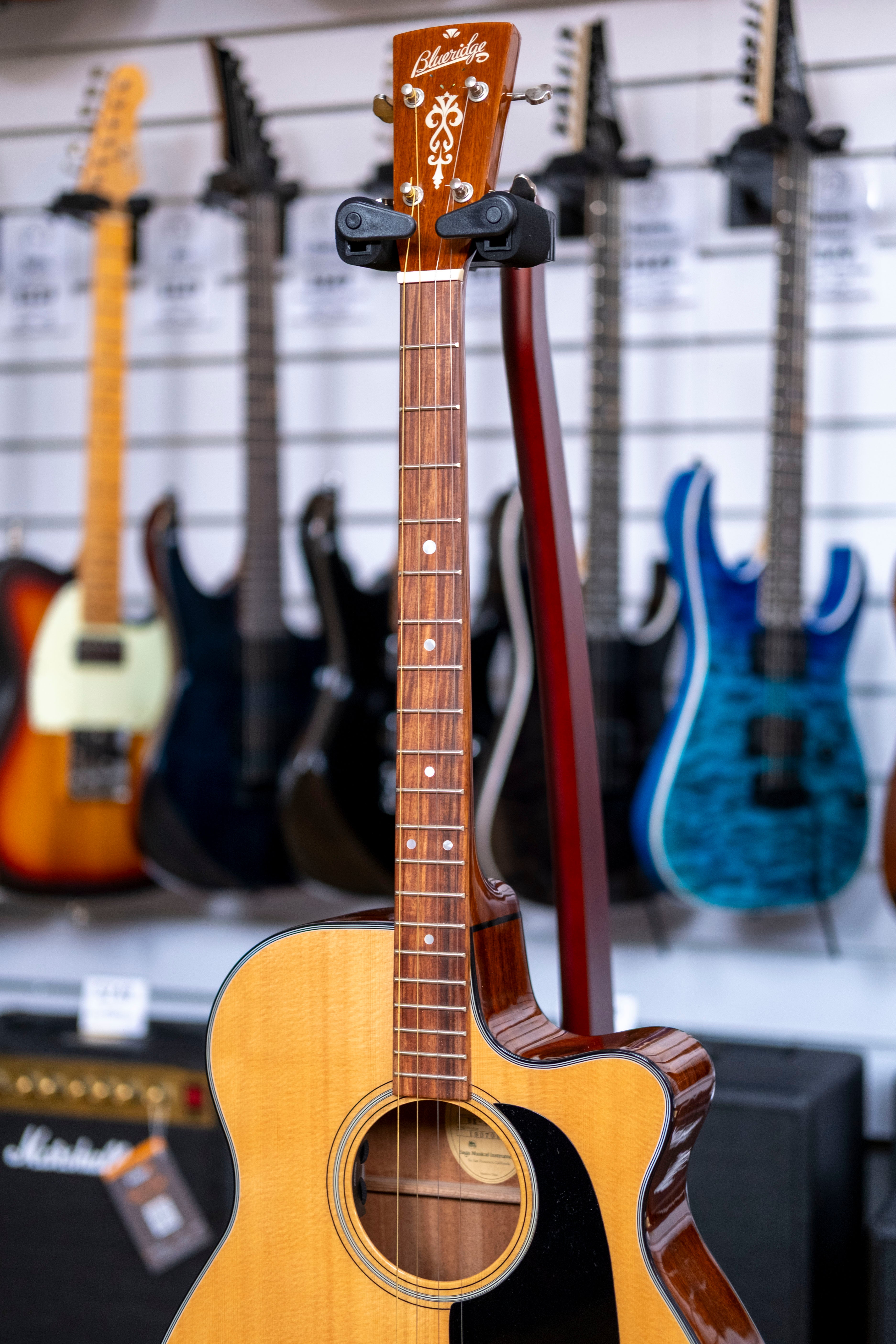 Blueridge BR-40TCE Electric Tenor Guitar with Gig Bag (Pre-Owned)