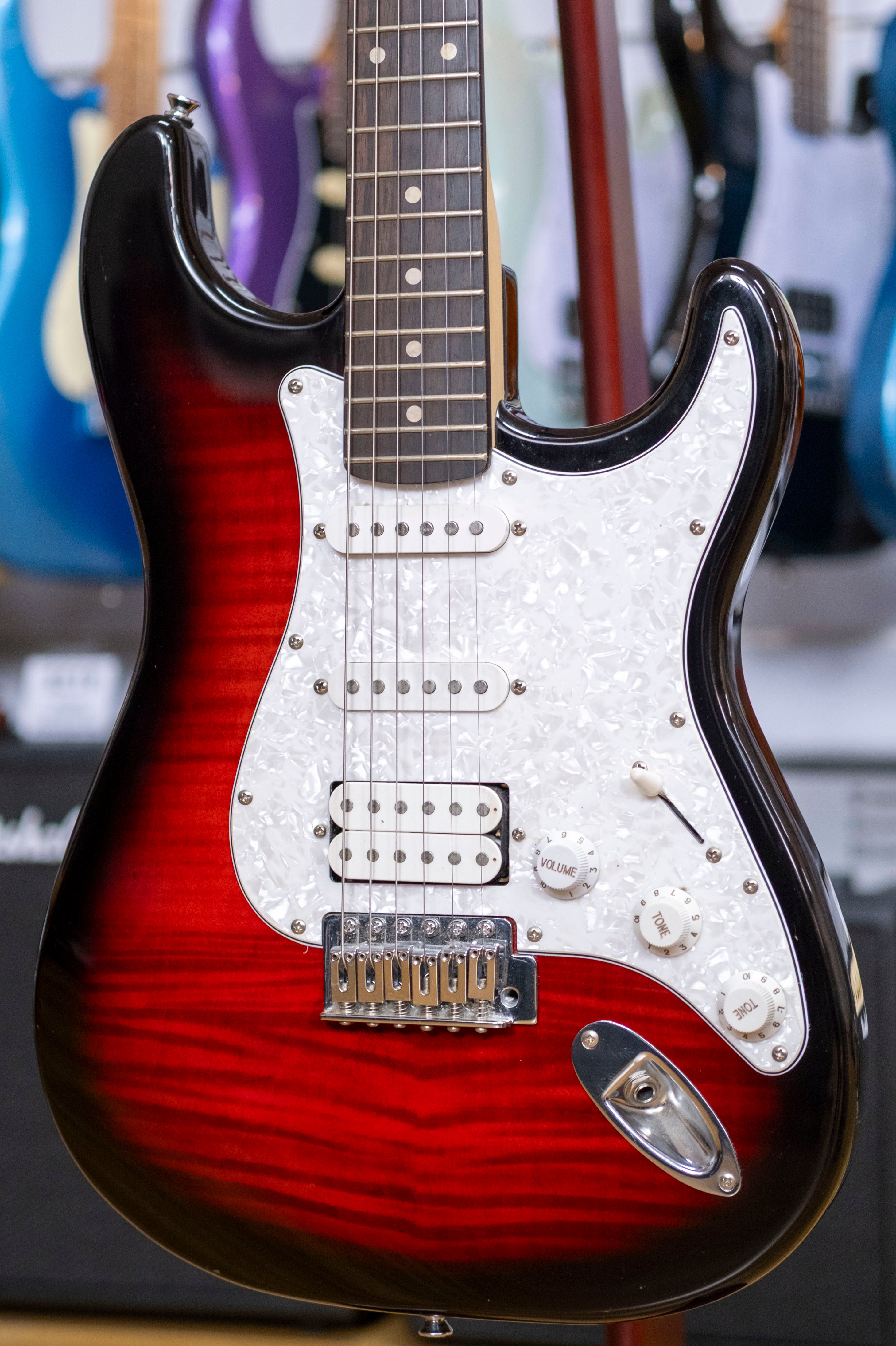 Haze E-211 Electric Guitar (Red Burst) (Pre-Owned)