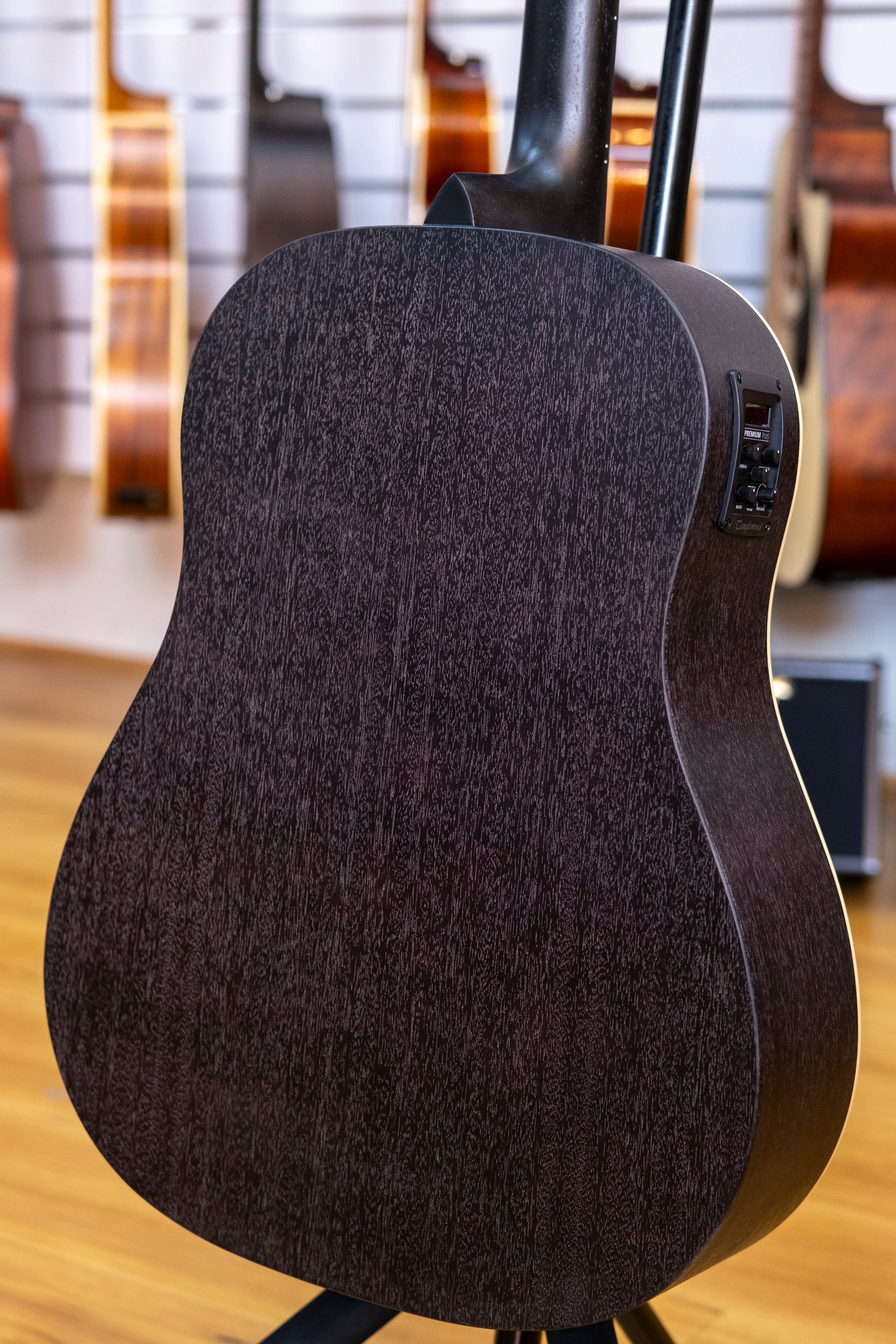 Tanglewood Blackbird Series Sloped Shoulder Acoustic Electric Guitar with DCM Polyfoam Hardcase