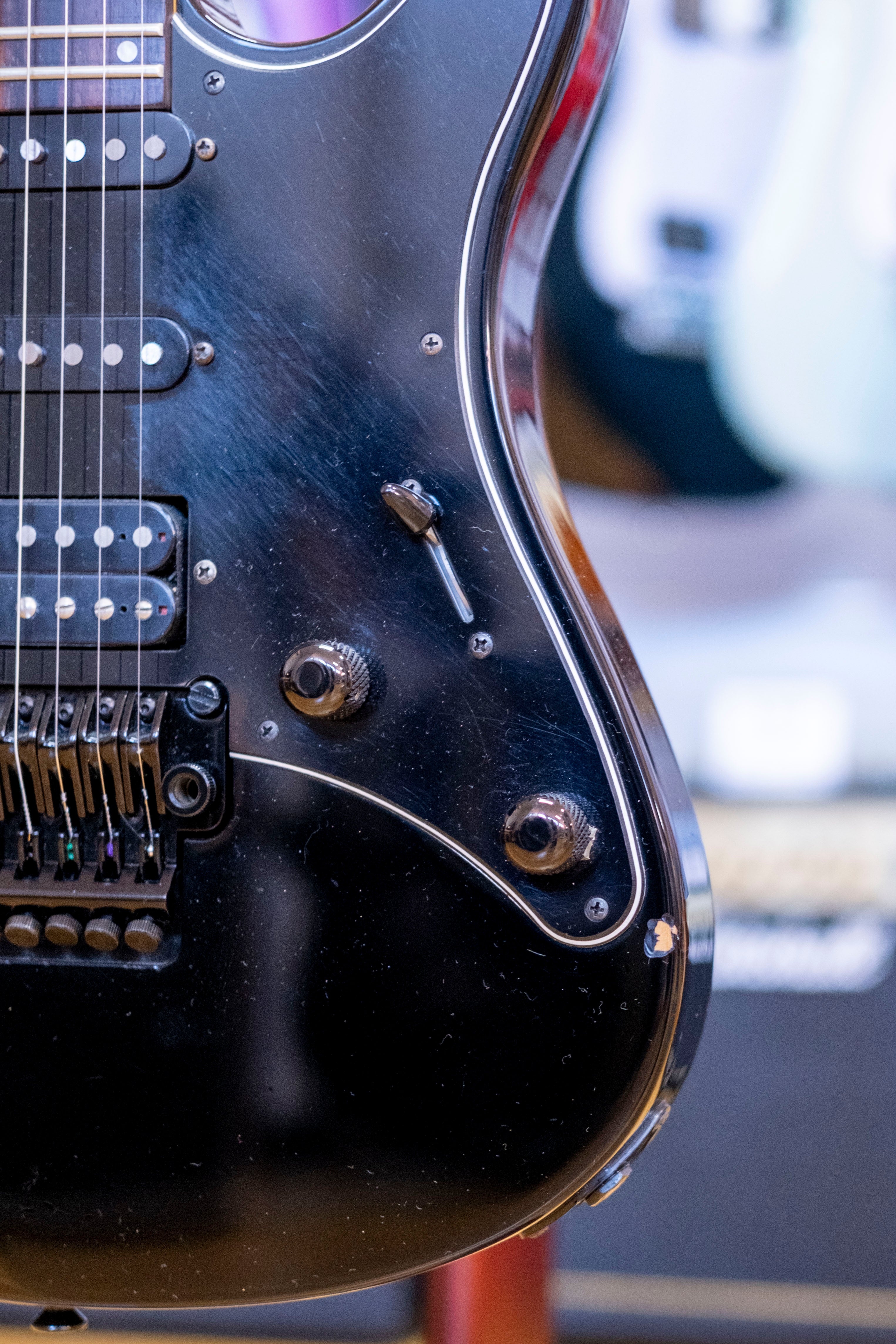 Yamaha YG512 Let It Rock Electric Guitar (Black) (Pre-Owned, 1990's)