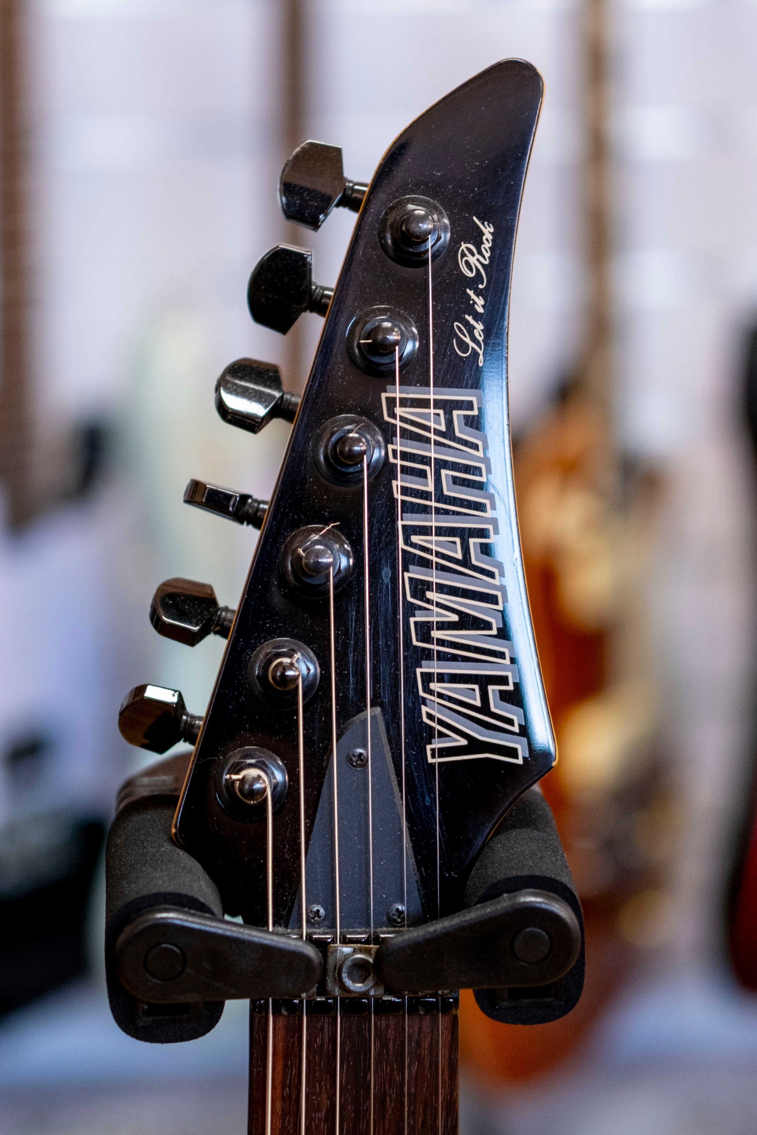 ギター YAMAHA YG512 Yamaha YG512 Let It Rock Electric Guitar (Black) (Pre-Owned, 1990's)