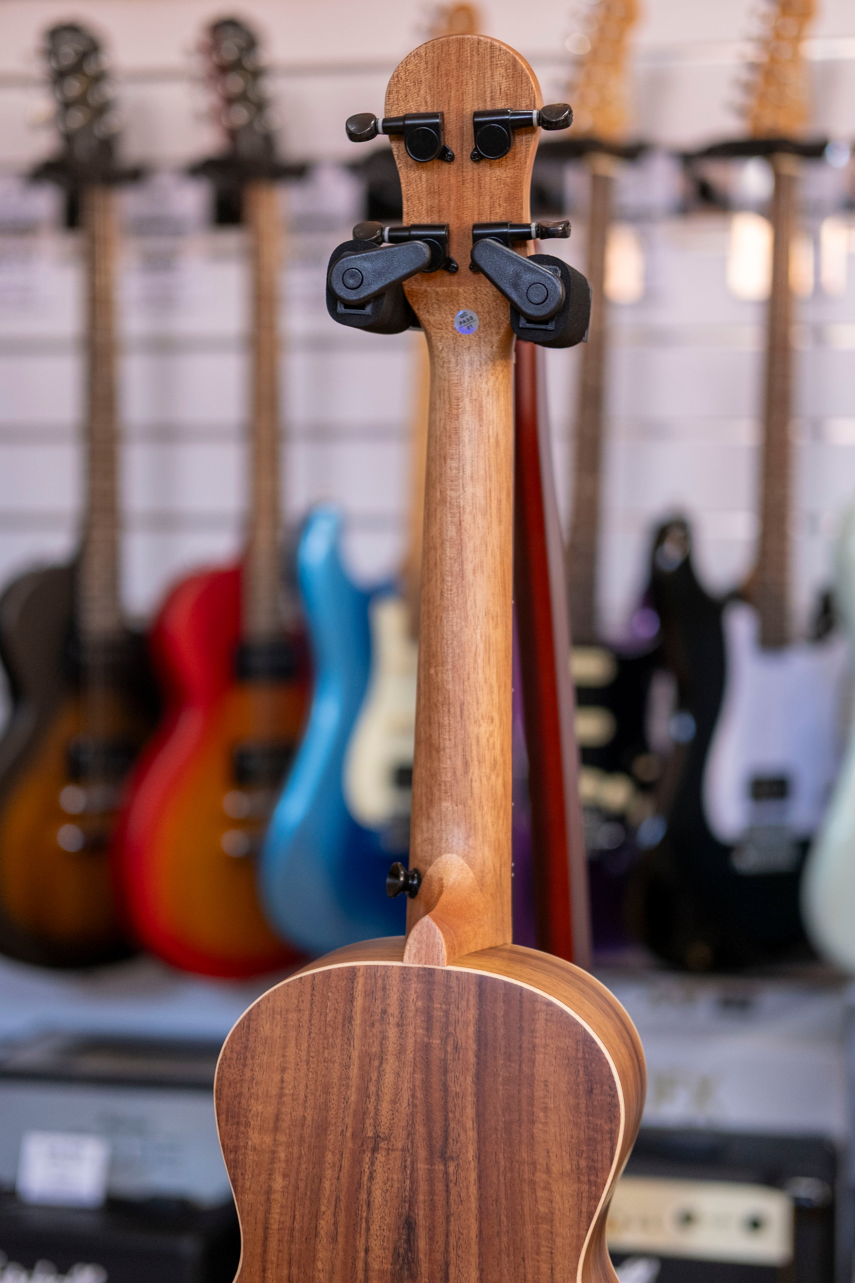 Barnes & Mullins Tenor Ukulele (Koa)