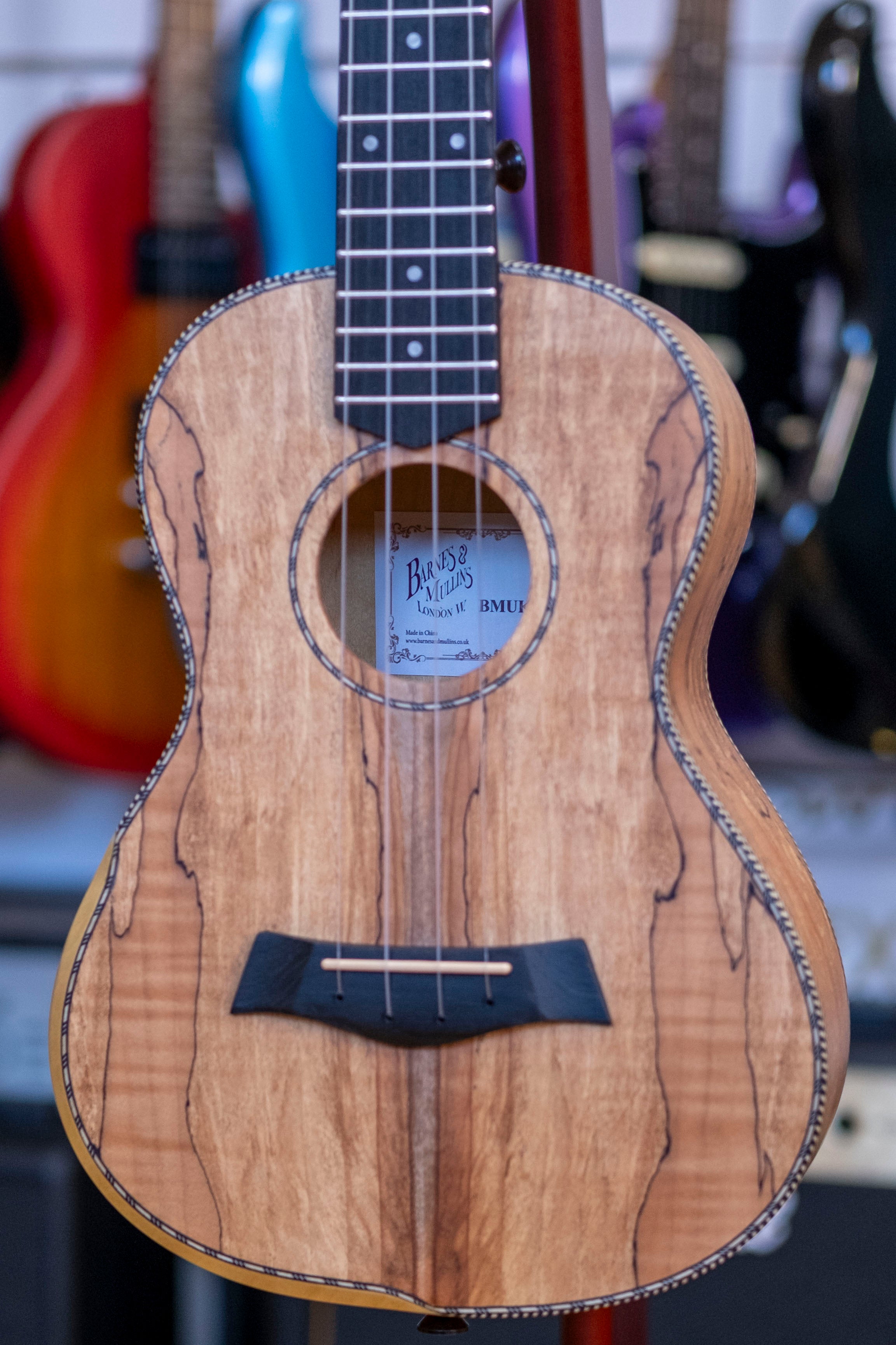 Barnes & Mullins Tenor Ukulele (Spalted Maple)