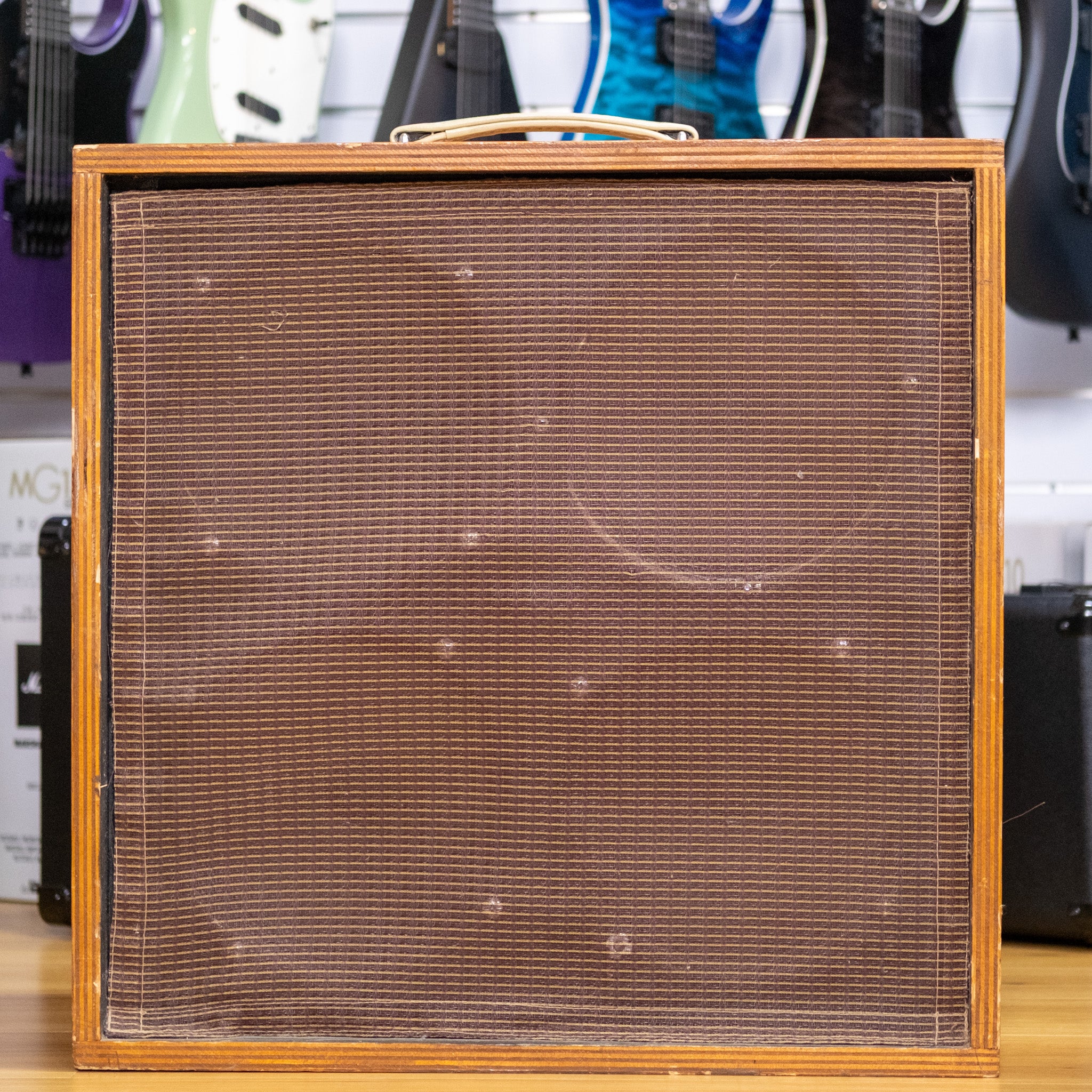 Handmade 4x10" Speaker Cabinet (Pre-Owned)