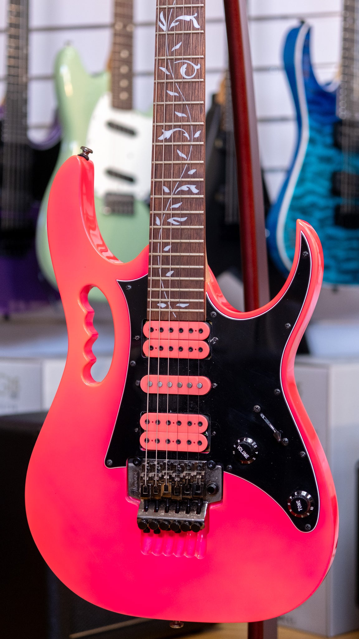 Ibanez JEM JRSP Steve Vai Signature Electric Guitar (Pink) (Pre-Owned, 2017)