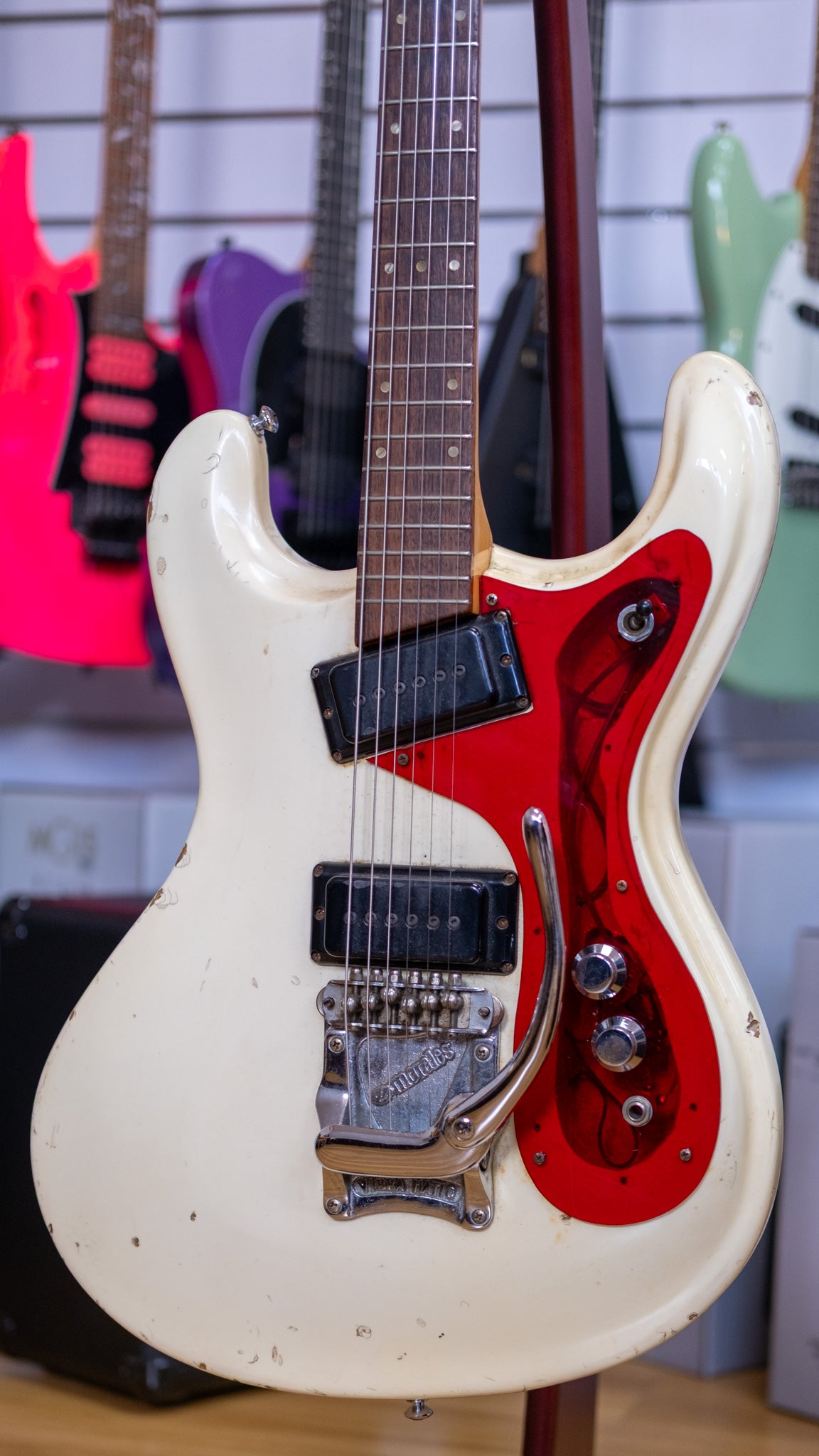 Morales ZES-300 Electric Guitar (White) (Pre-Owned, 1968 MIJ)
