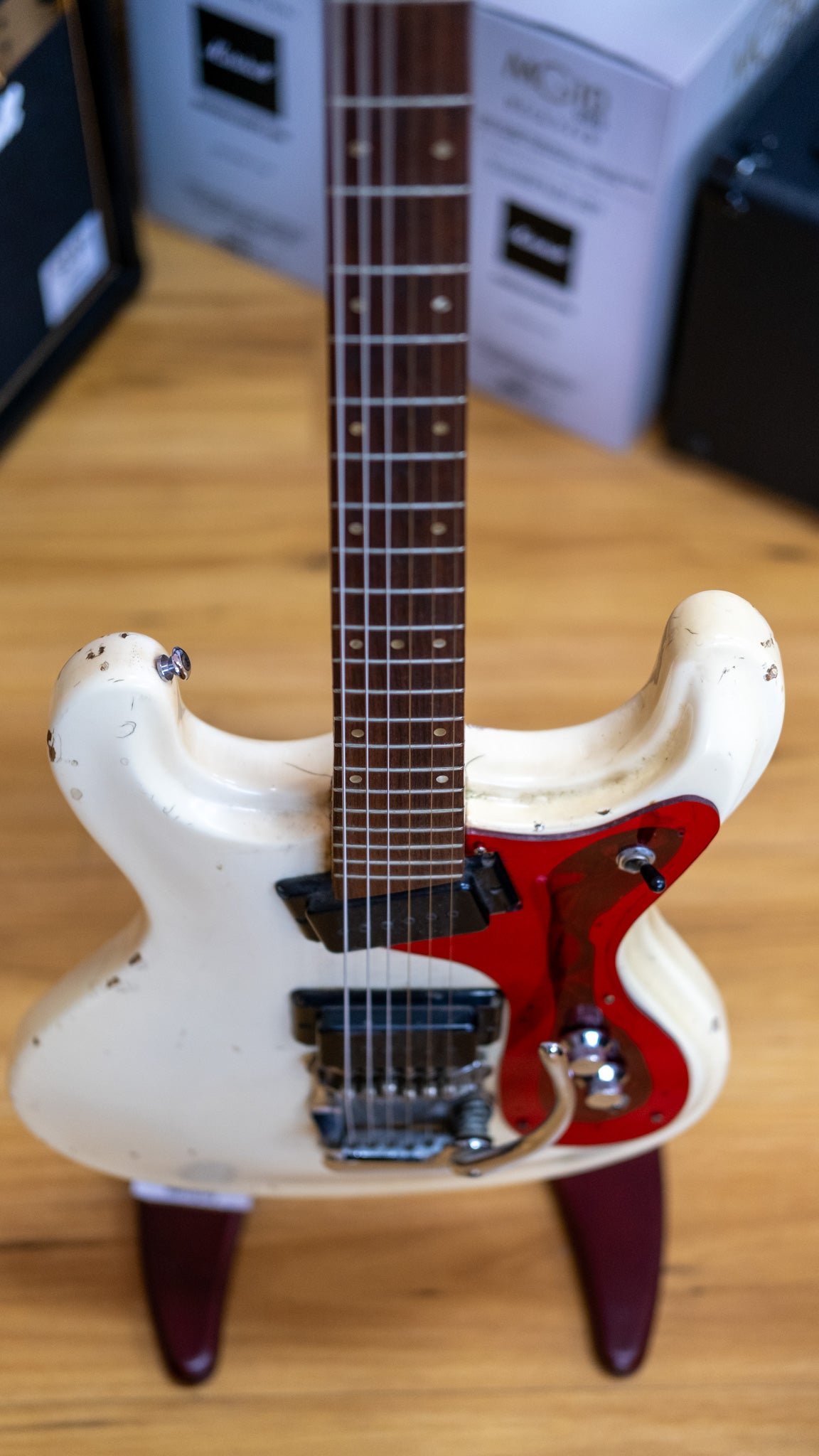 Morales ZES-300 Electric Guitar (White) (Pre-Owned, 1968 MIJ)