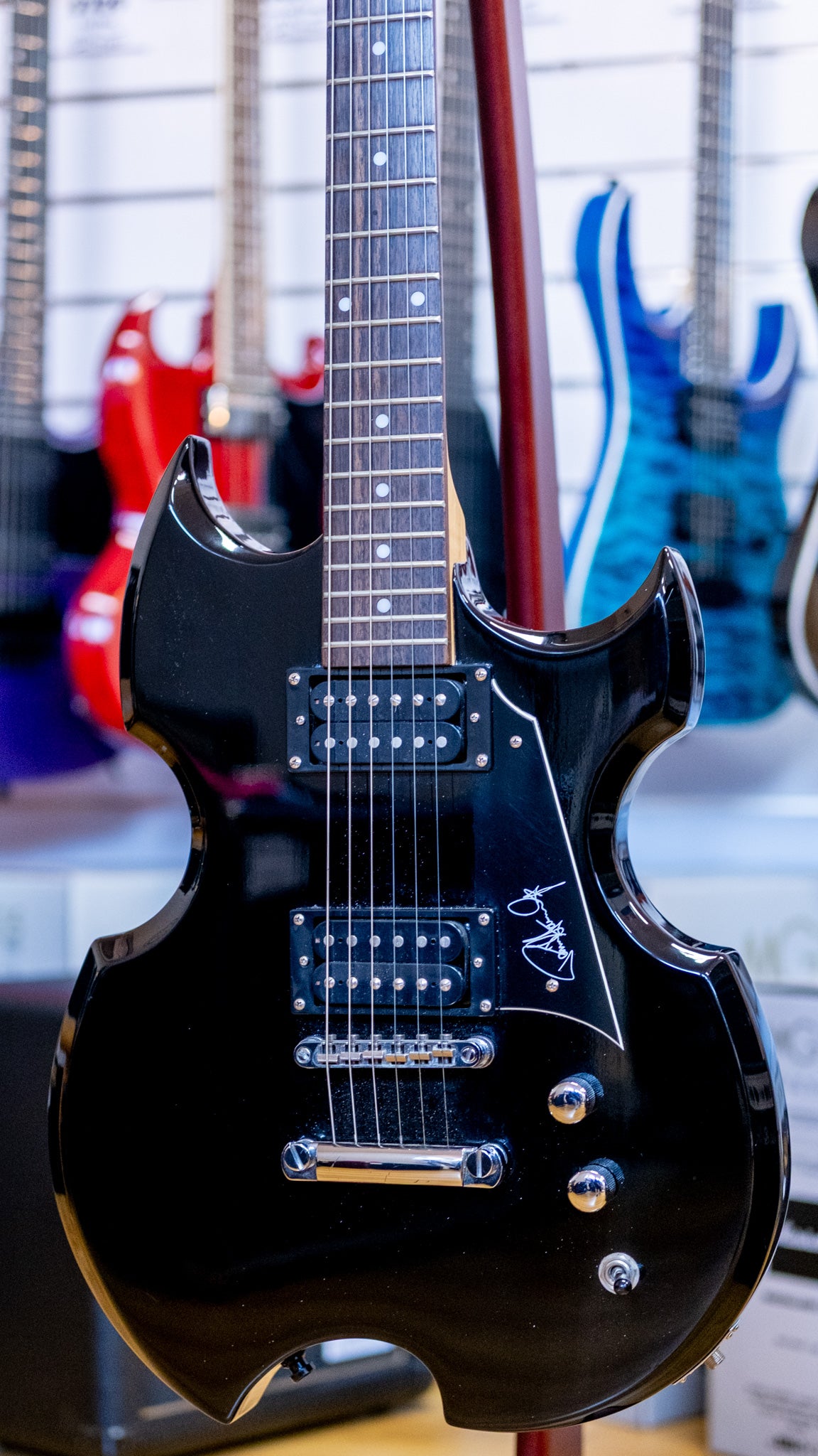Washburn PS-80 Paul Stanley Electric Guitar with Hardcase (Pre-Owned)