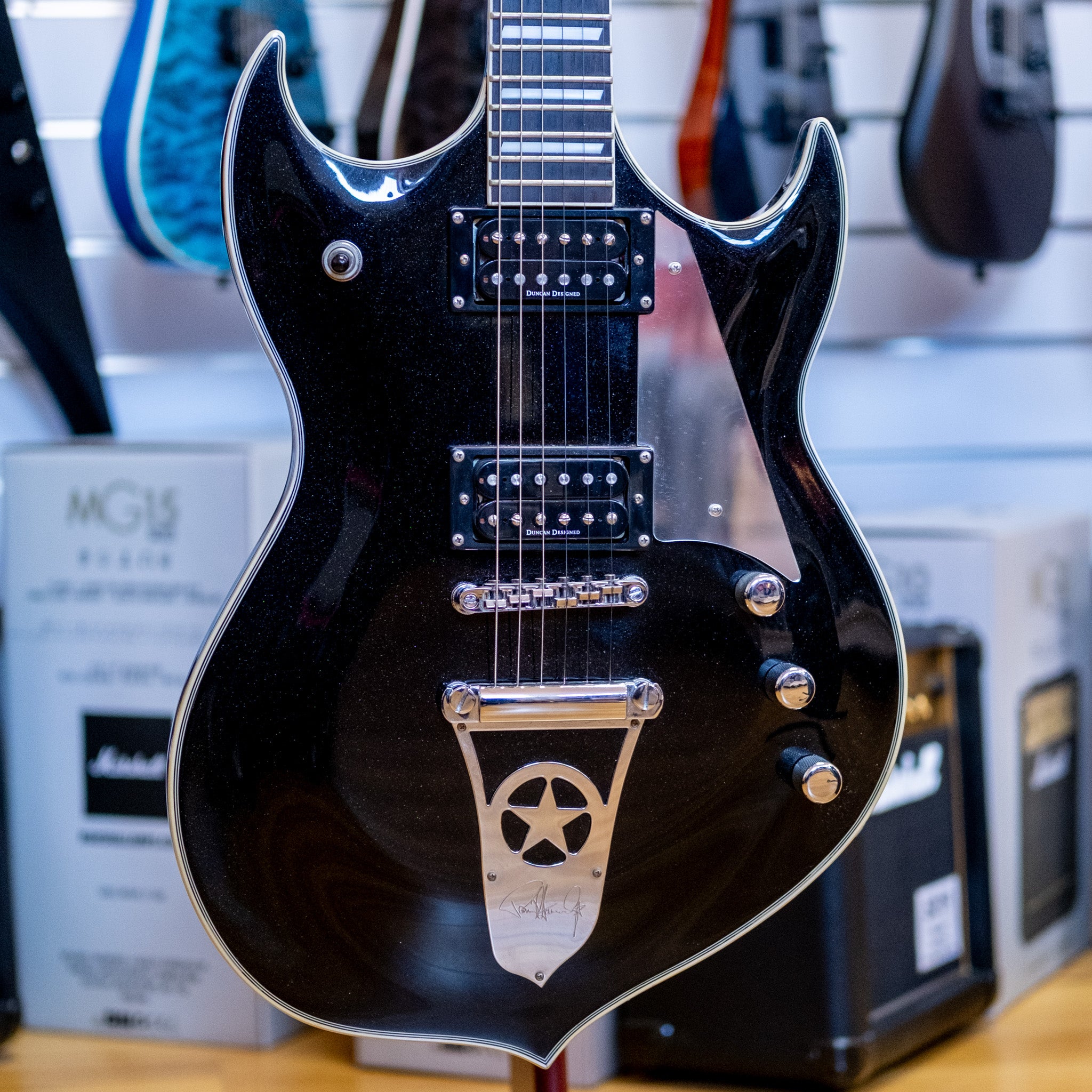 Silvertone PSSN2 Paul Stanley Sovereign Pro Electric Guitar (Metallic Black) (Pre-Owned)