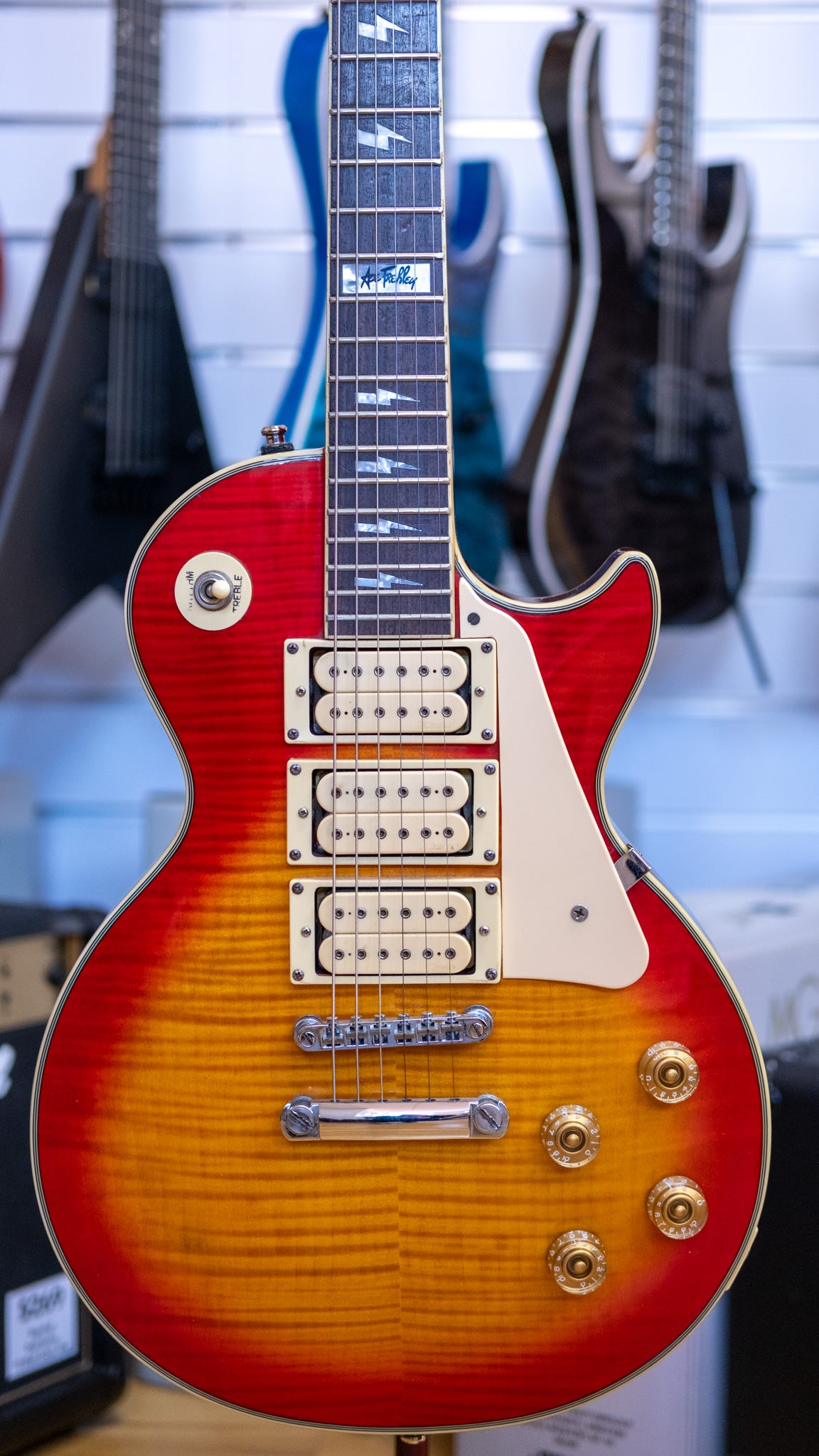 Epiphone Ace Frehley Les Paul Electric Guitar (Heritage Cherry Sunburst) (Pre-Owned, 2004 MIK)