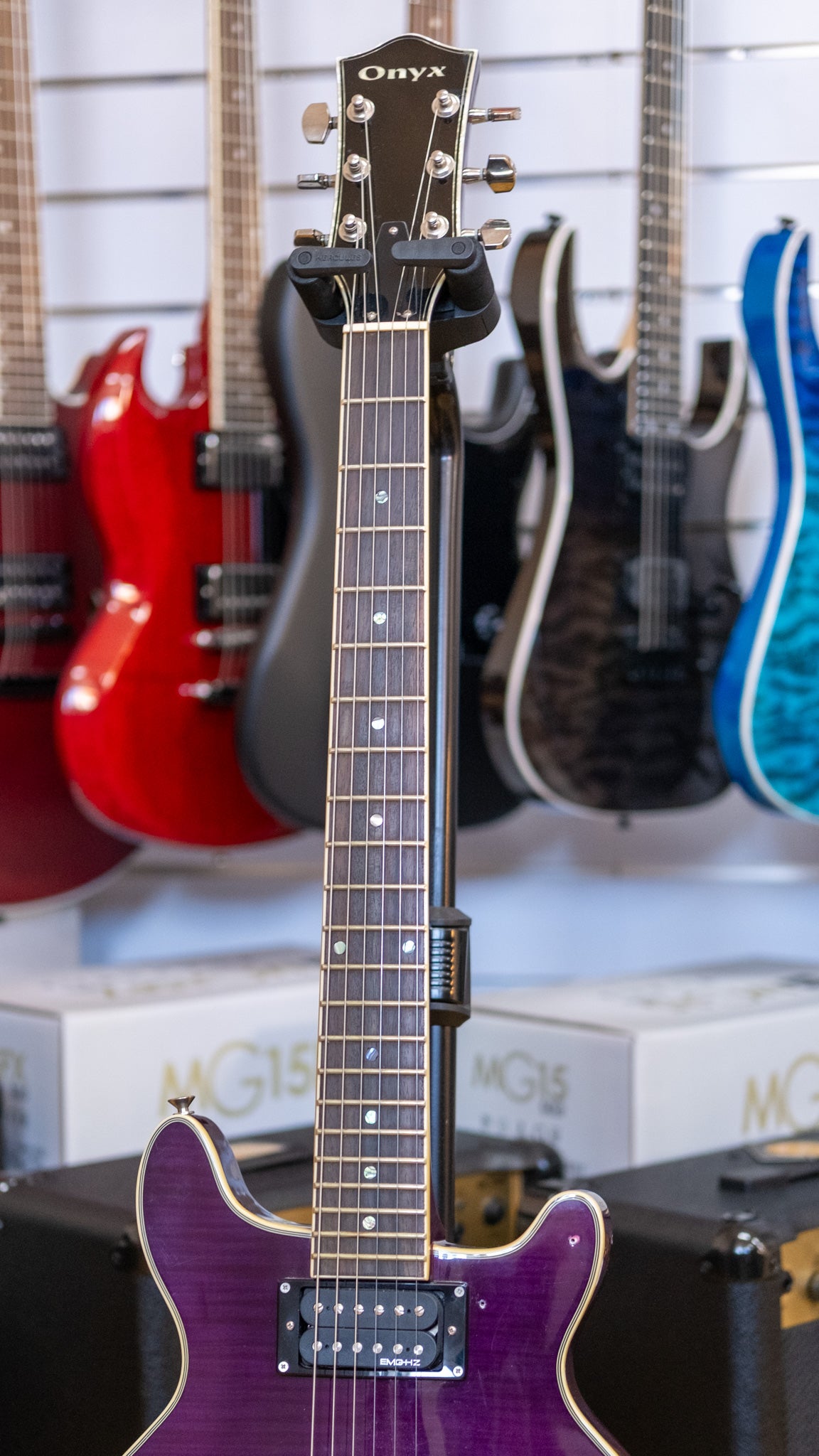 Onyx Nightshade Electric Guitar with Hardcase (Transparent Purple) (Pre-Owned)