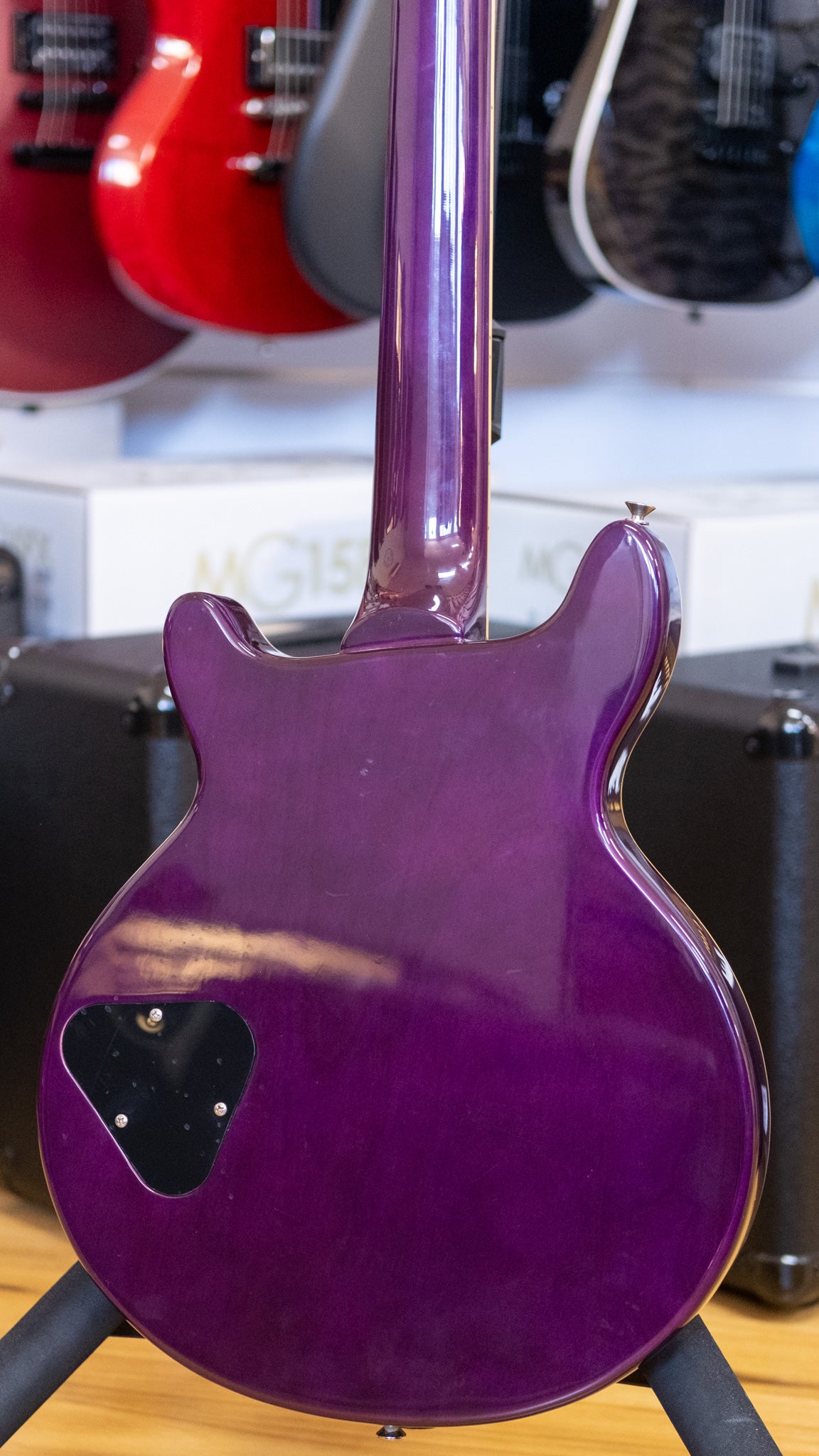 Onyx Nightshade Electric Guitar with Hardcase (Transparent Purple) (Pre-Owned)