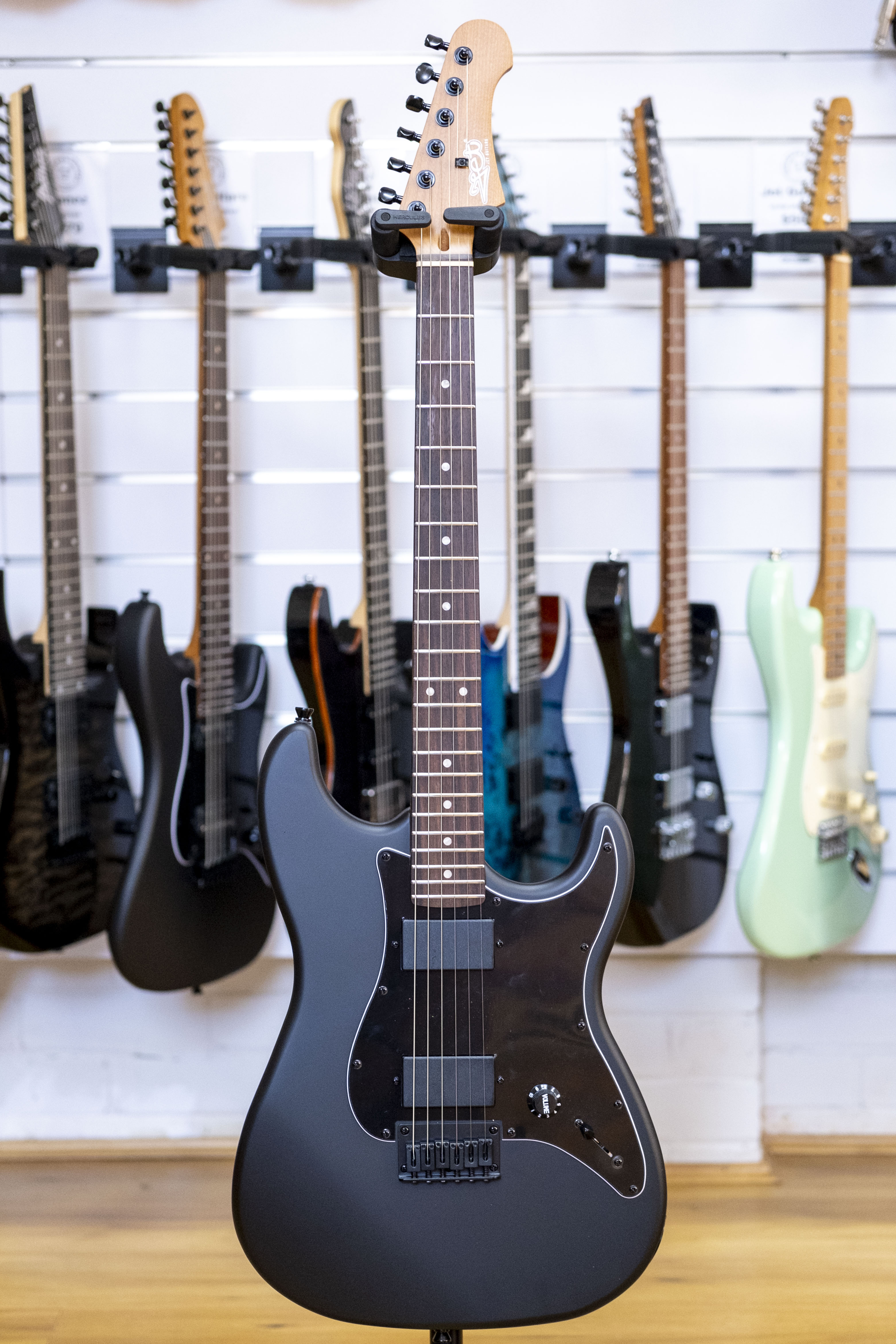 Jet Guitars JS-400 Electric Guitar (Matte Black)