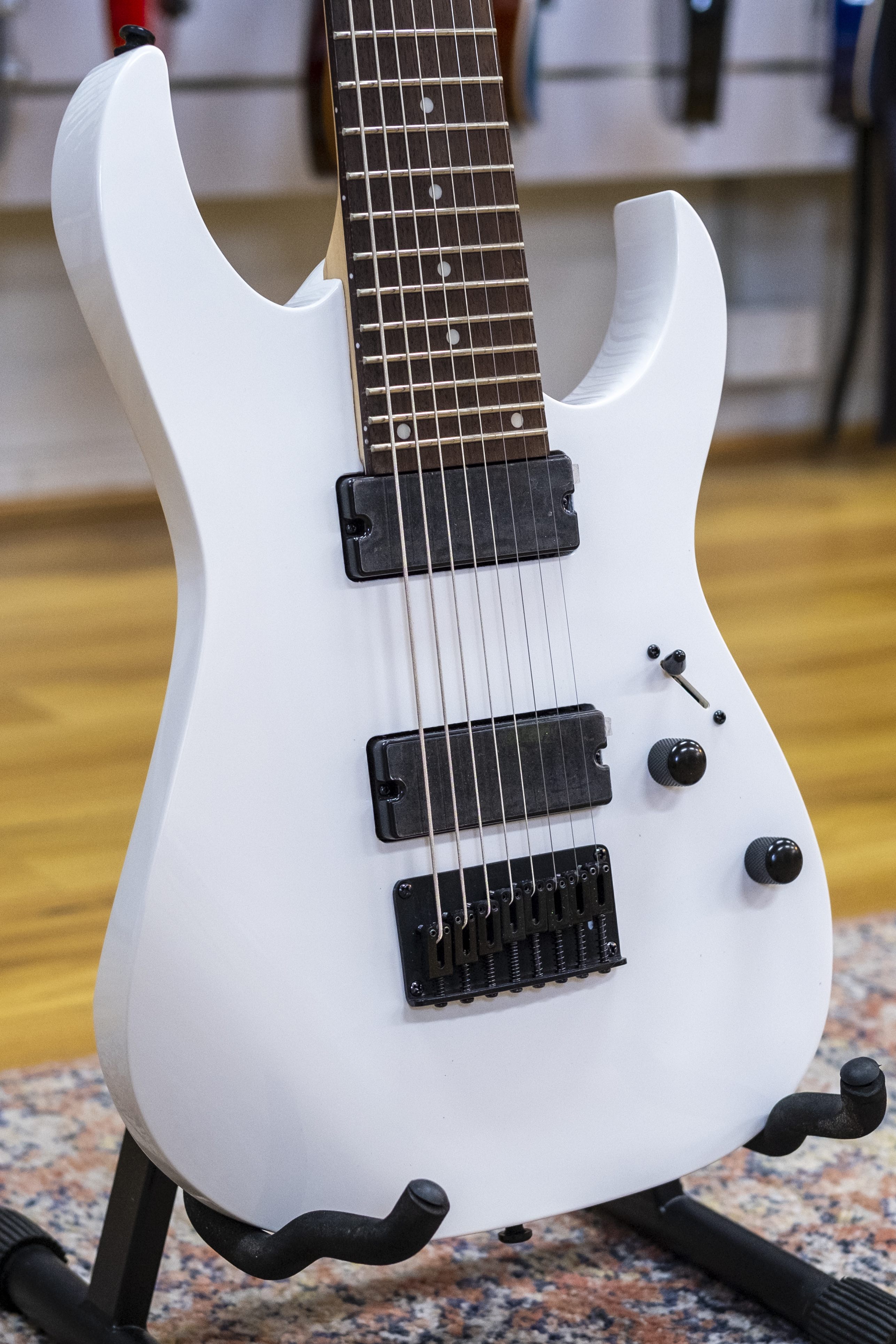 Ibanez RG8 8-String Electric Guitar (White)