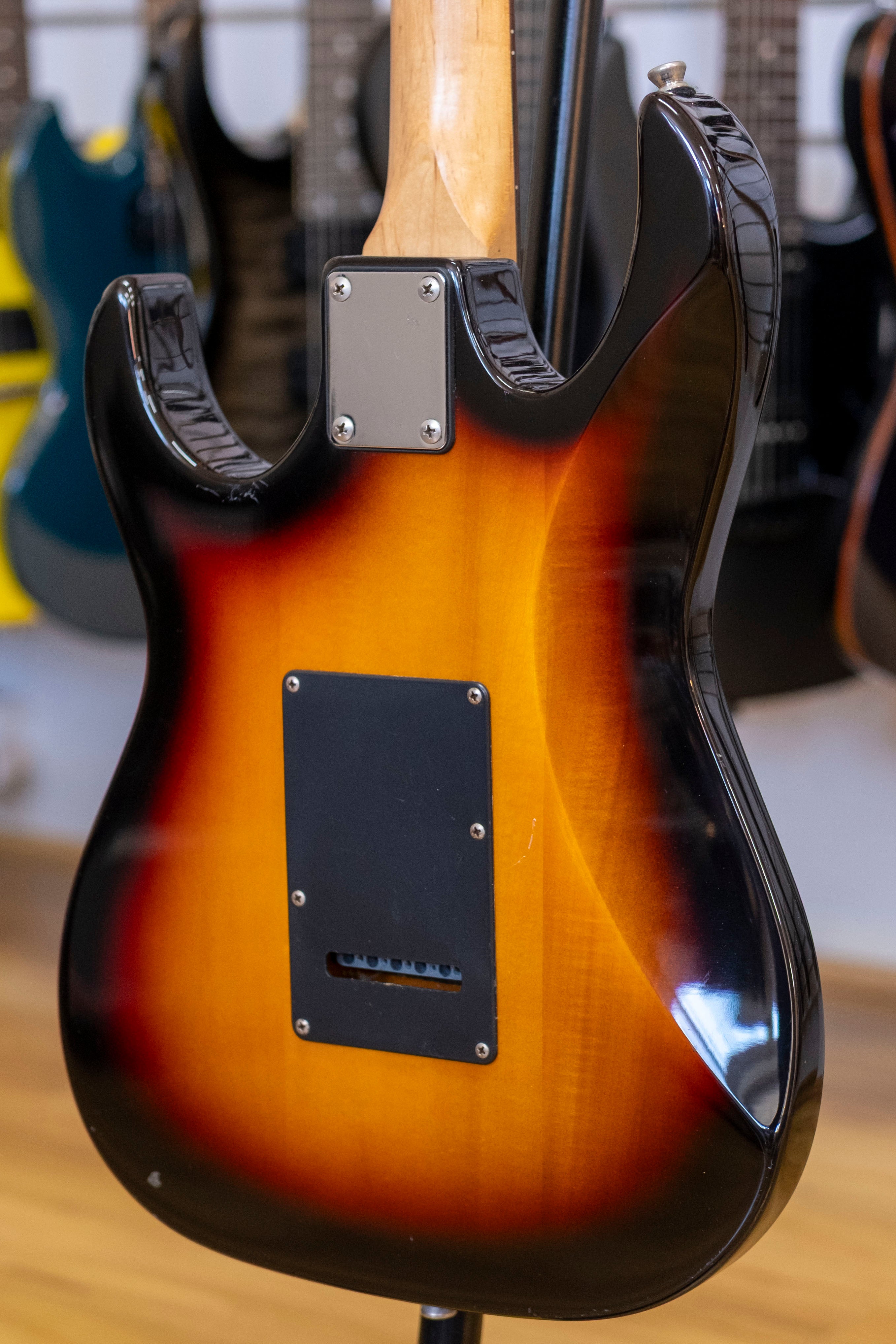2009 Ibanez Gio Series Electric Guitar (Sunburst)