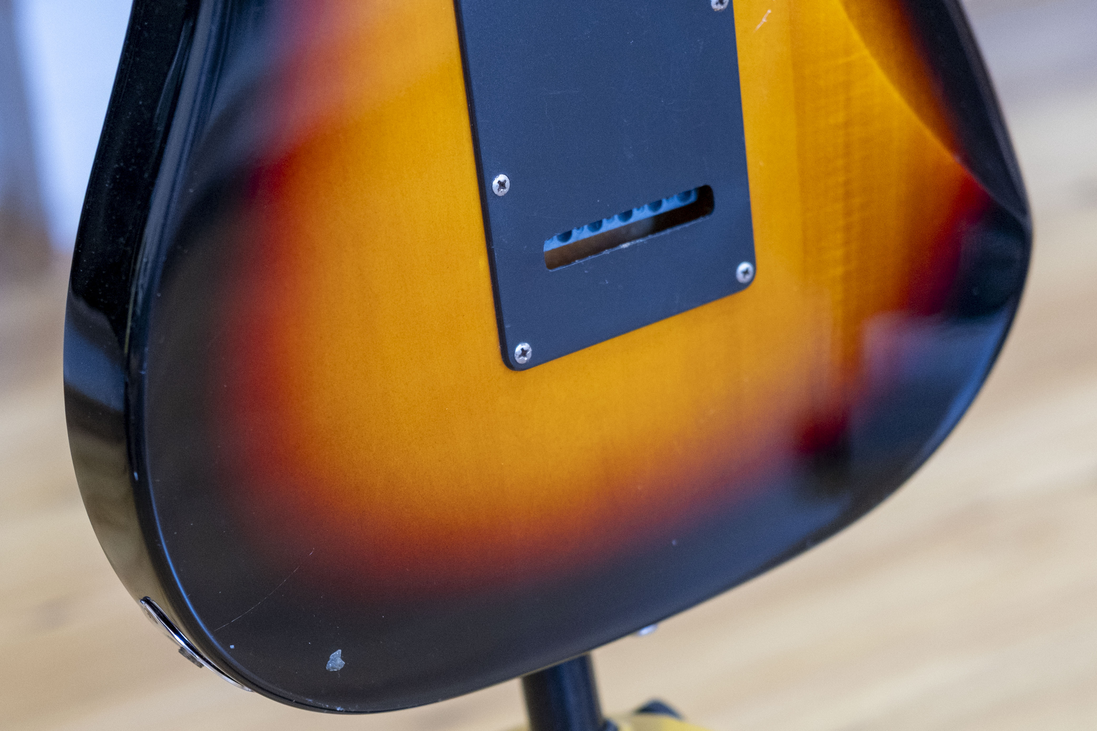 2009 Ibanez Gio Series Electric Guitar (Sunburst)
