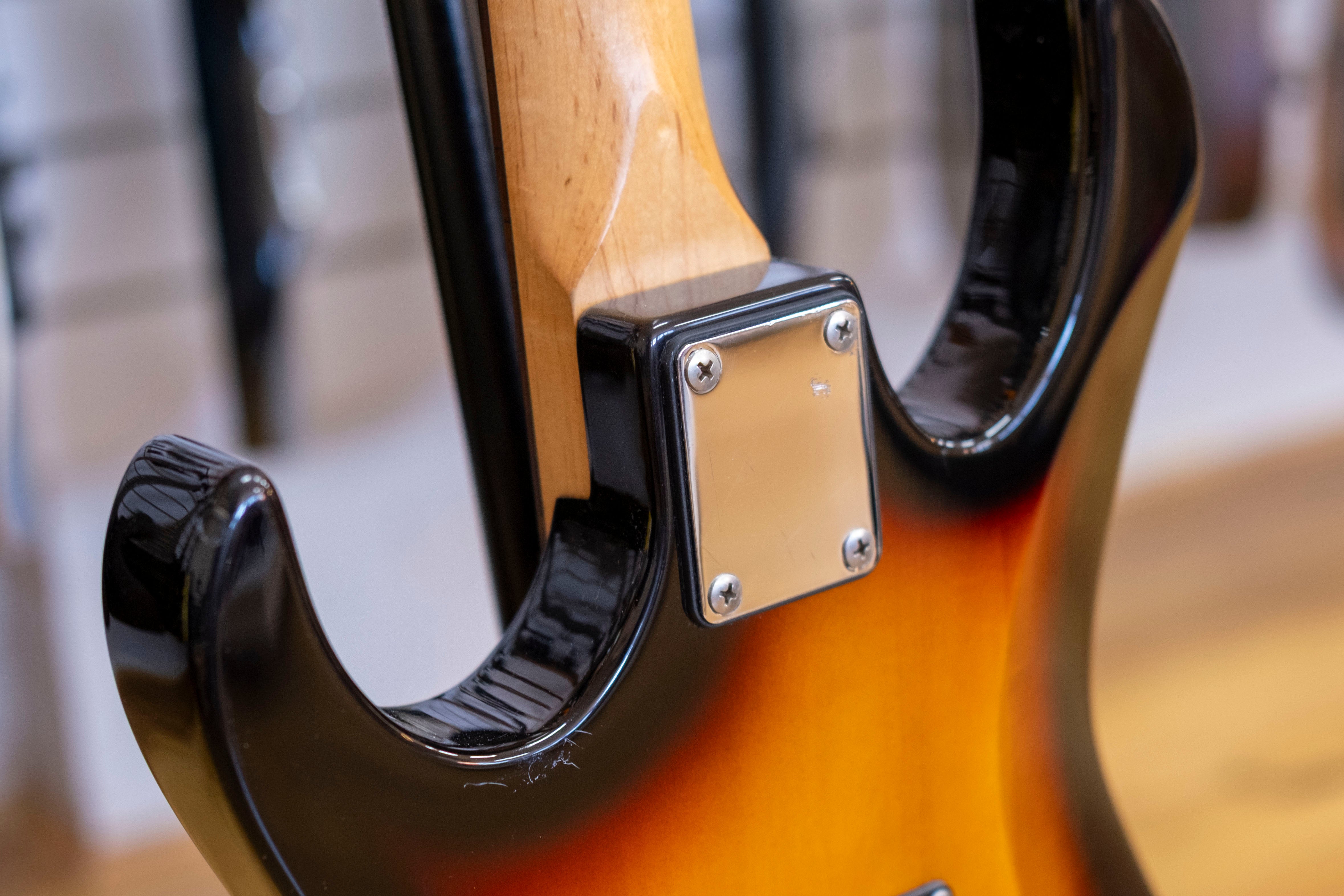 2009 Ibanez Gio Series Electric Guitar (Sunburst)