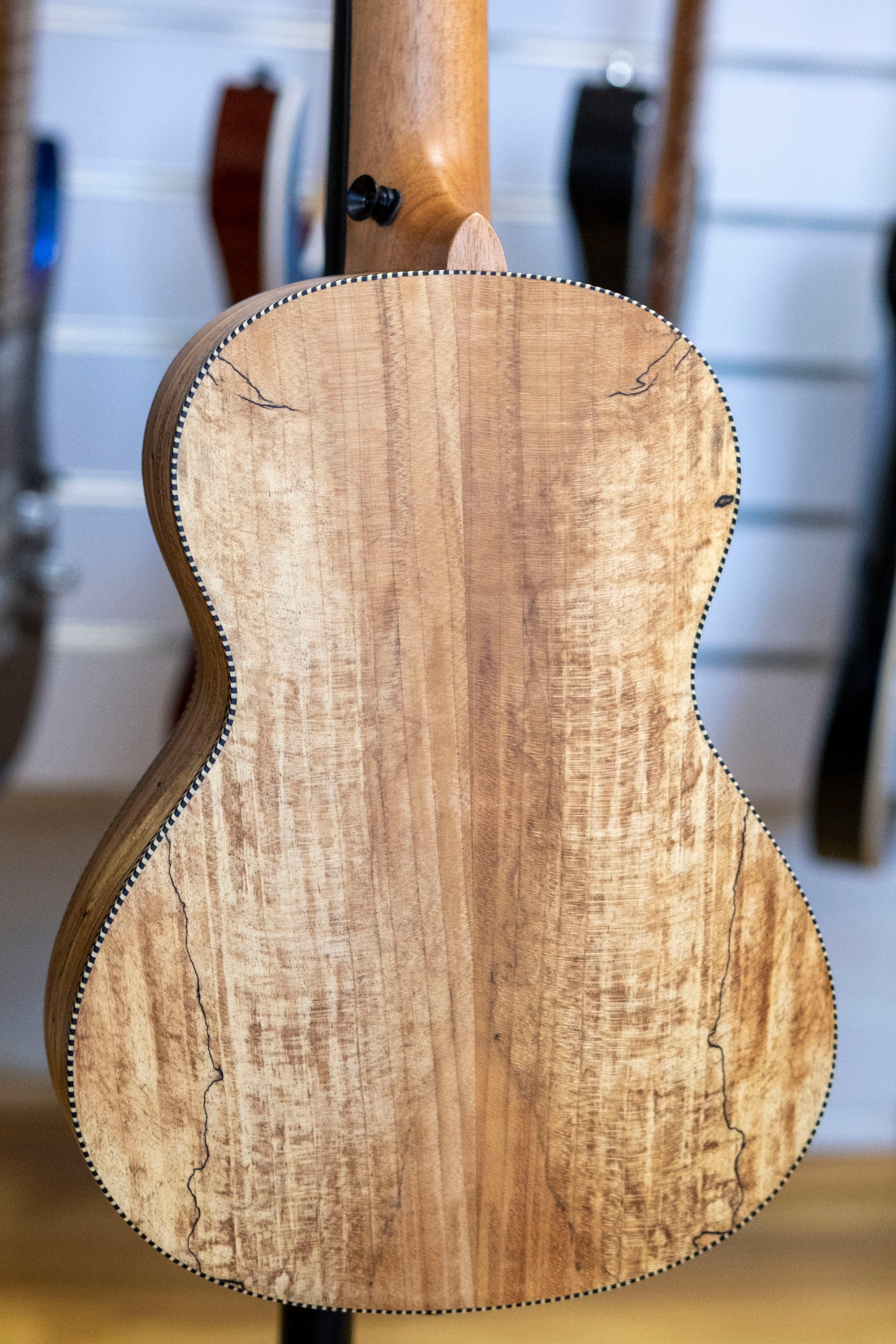 Barnes and Mullins Tenor Ukulele with Gig Bag (Spalted Maple)