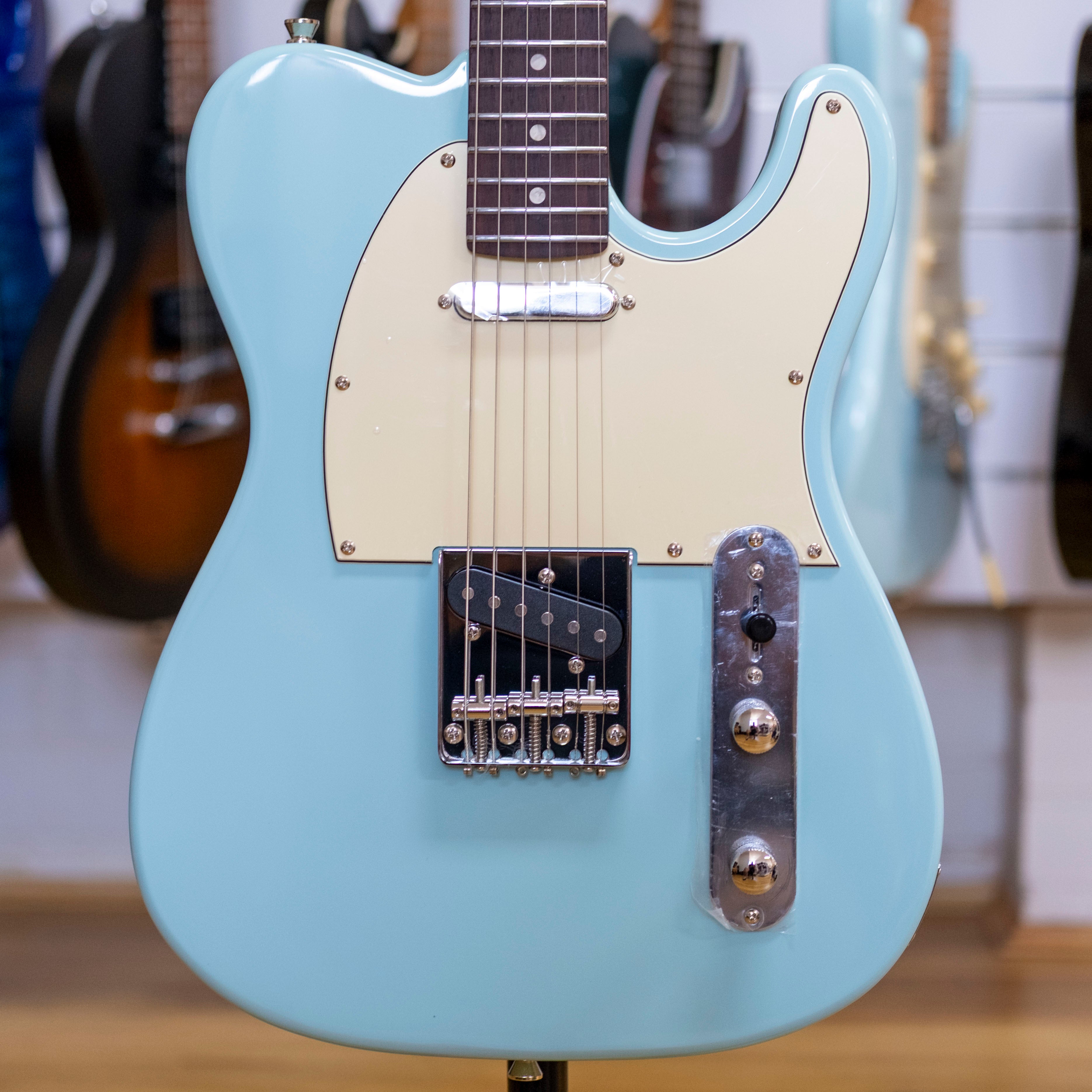 Jet JT-300 Electric Guitar (Sonic Blue)