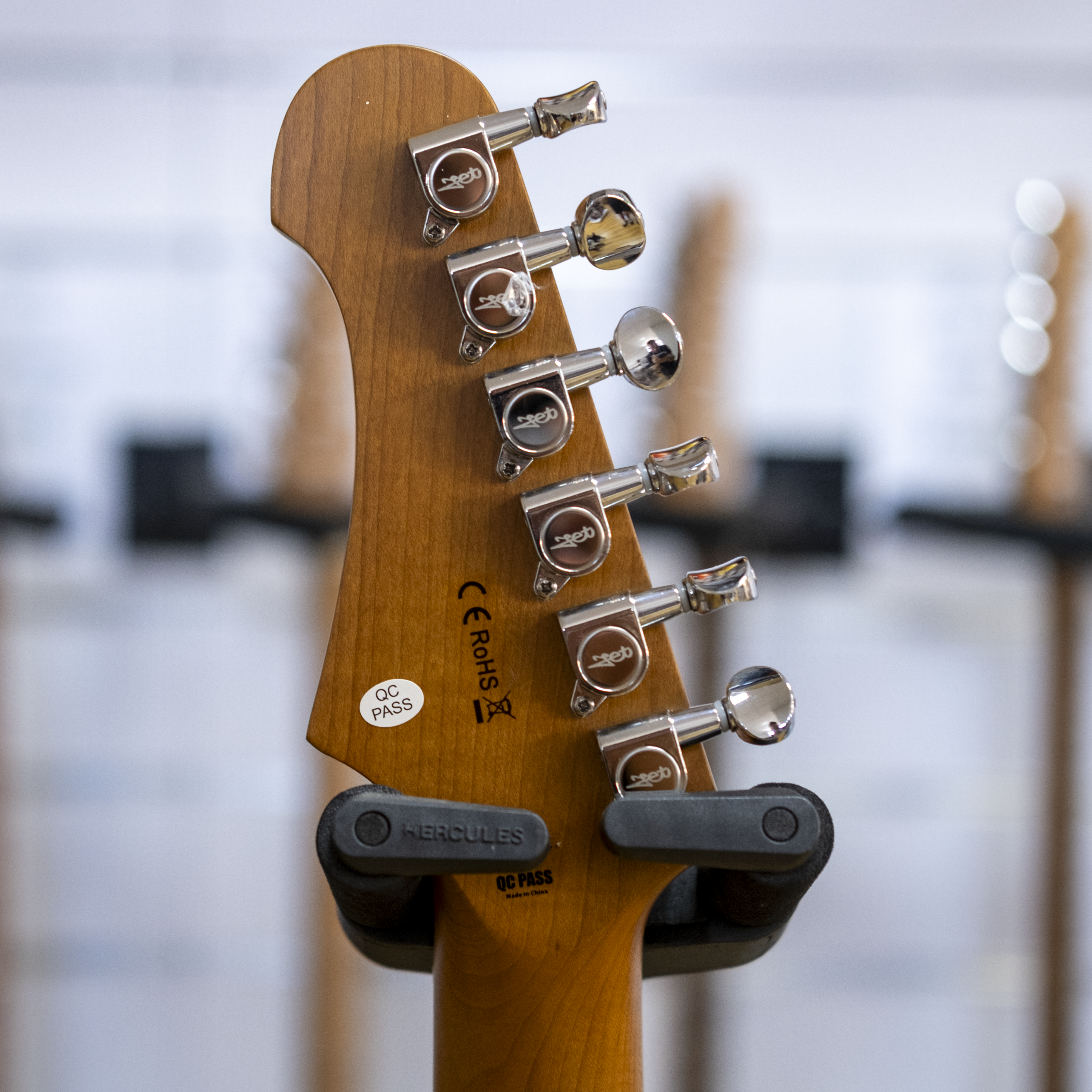 Jet JS-300 Electric Guitar (Gold)