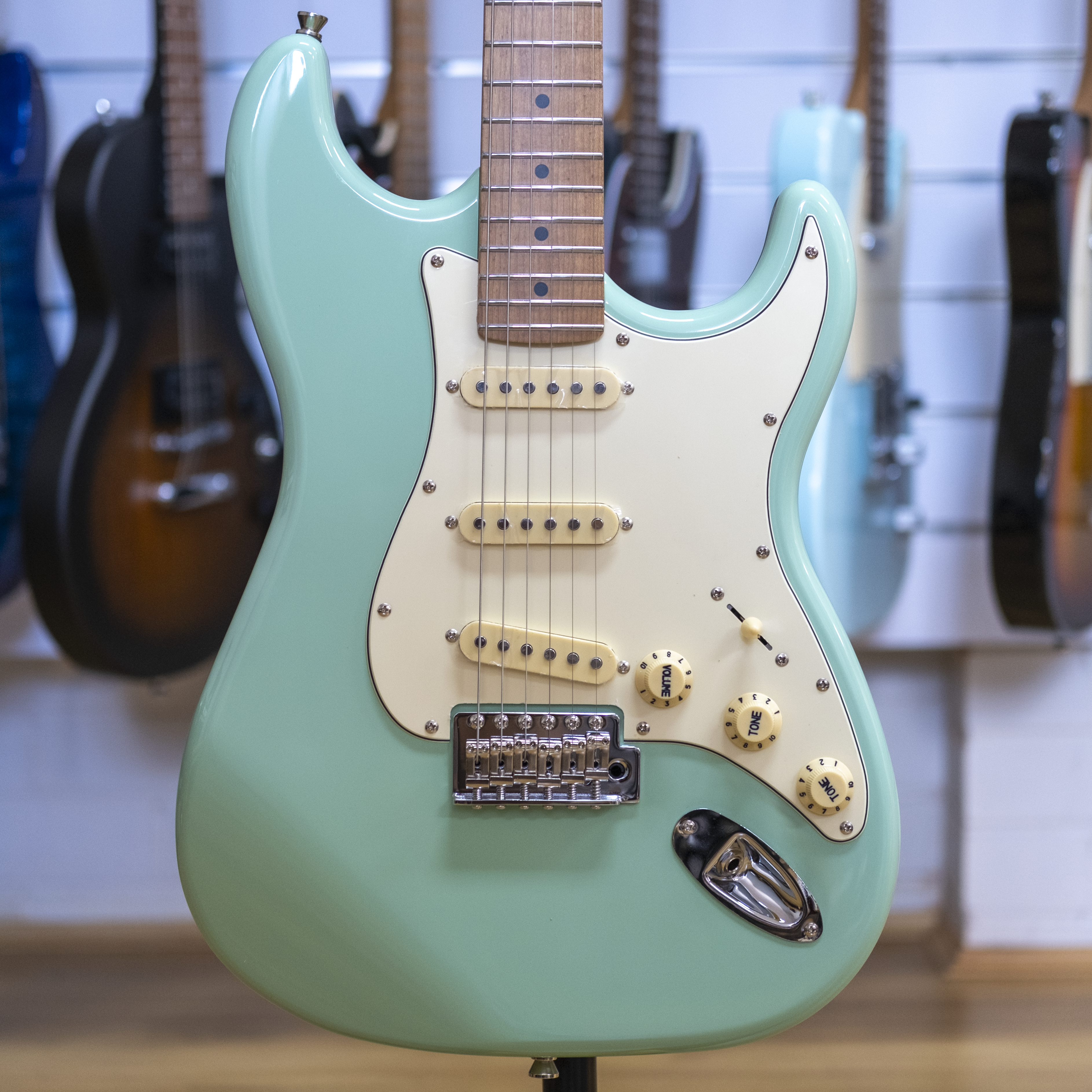 Jet JS-300 Electric Guitar (Seafoam Green)