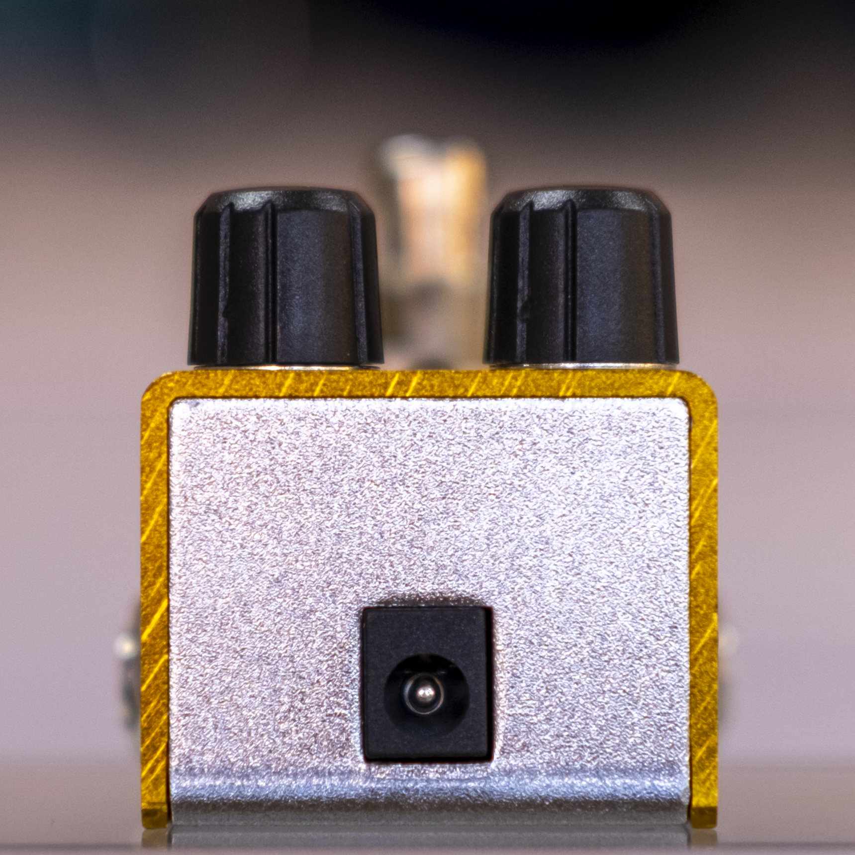 Kmise Tremolo Pedal (Pre-Owned)
