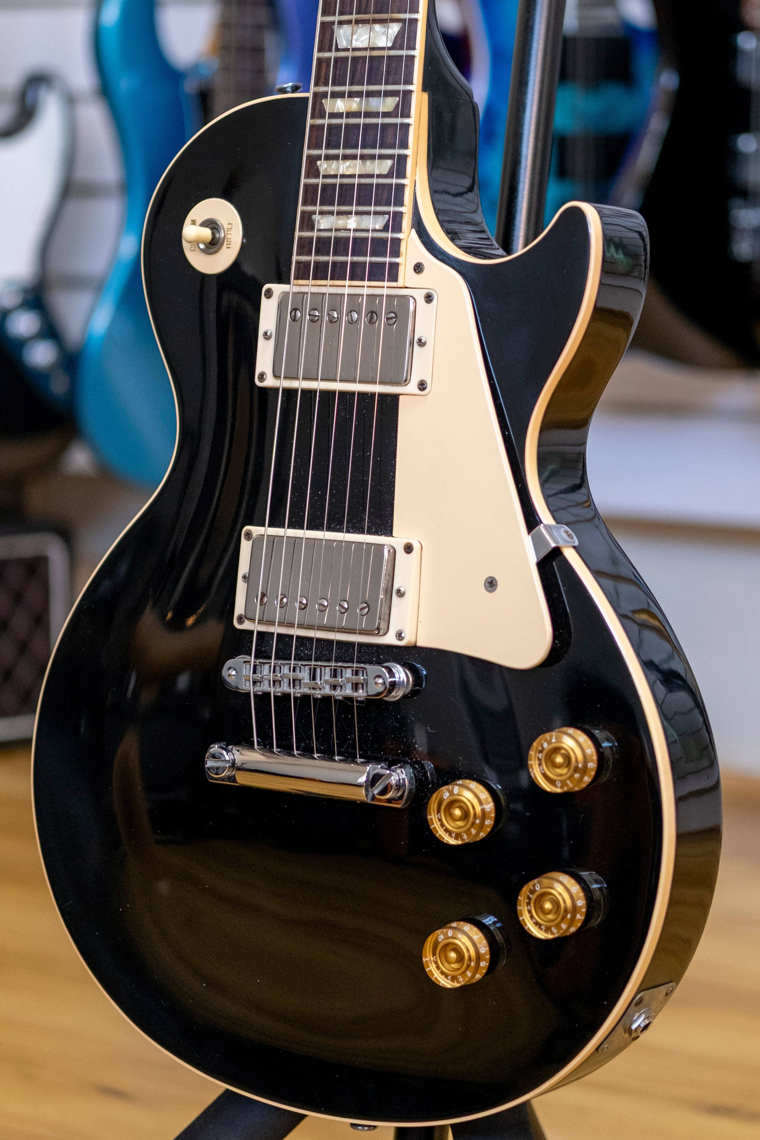 1992 Gibson Les Paul Standard Electric Guitar (Black)