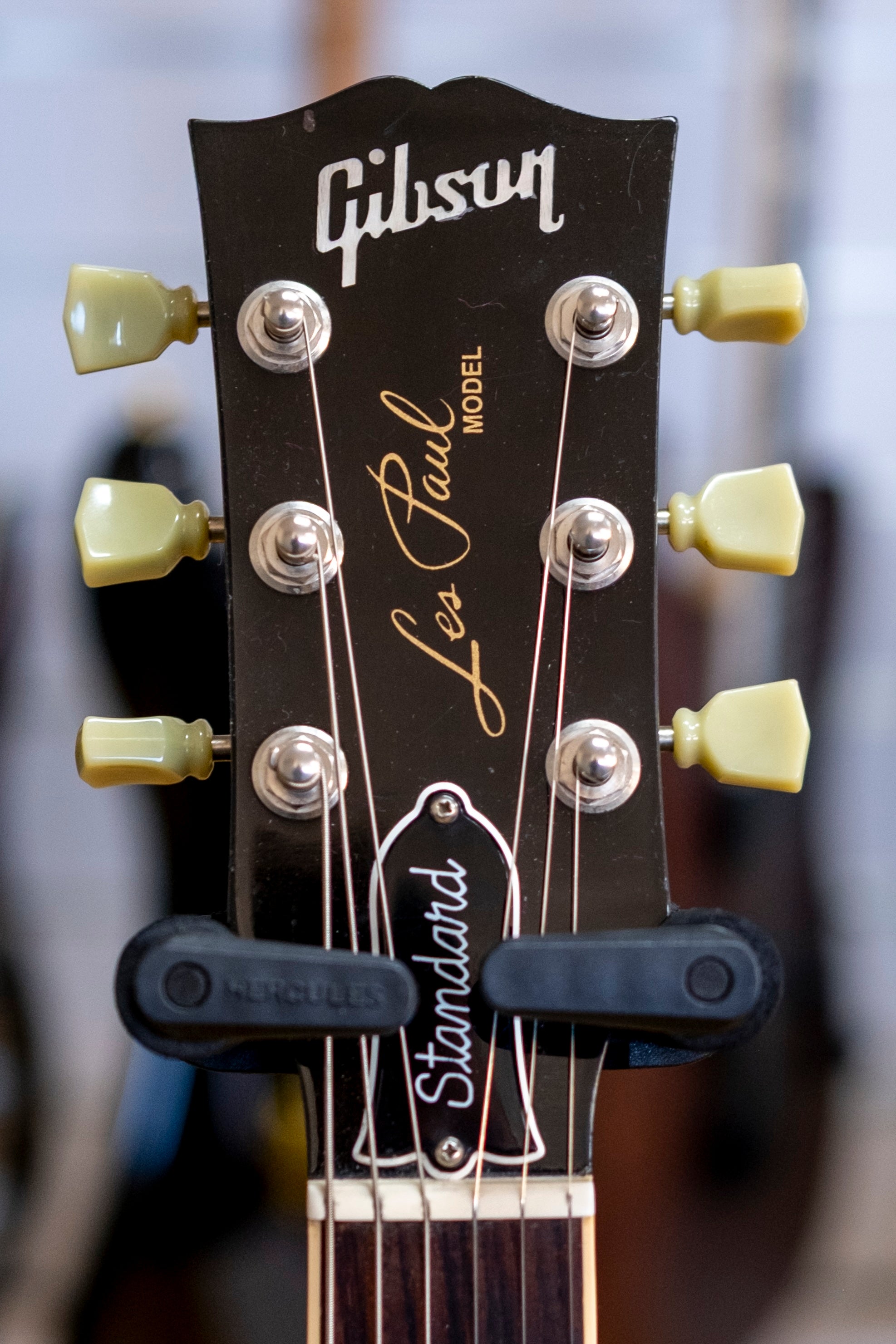 1992 Gibson Les Paul Standard Electric Guitar (Black)