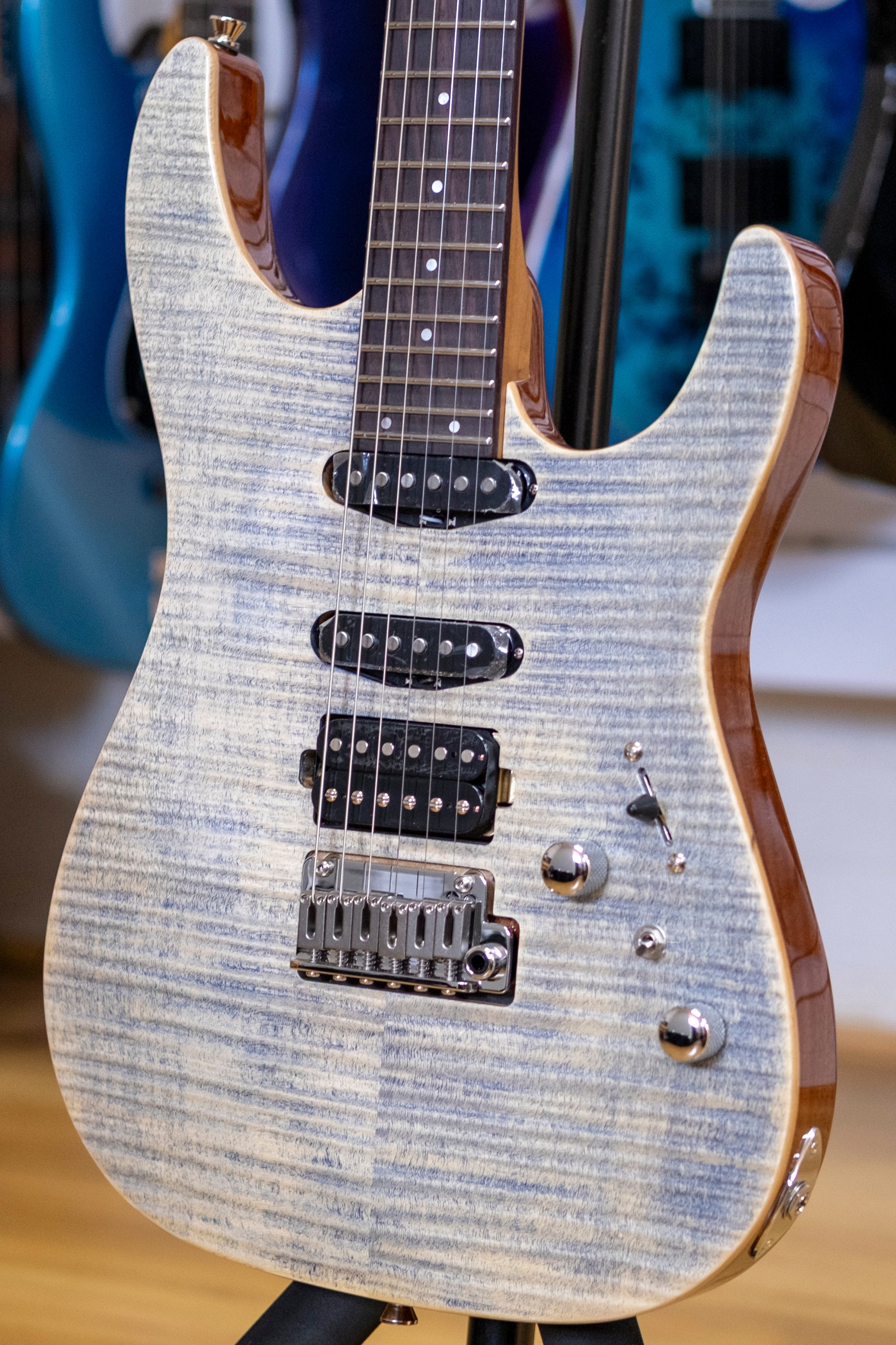 Jet JS-45 Elite Series Quilted Top Electric Guitar with Bag (Indigo Grey)