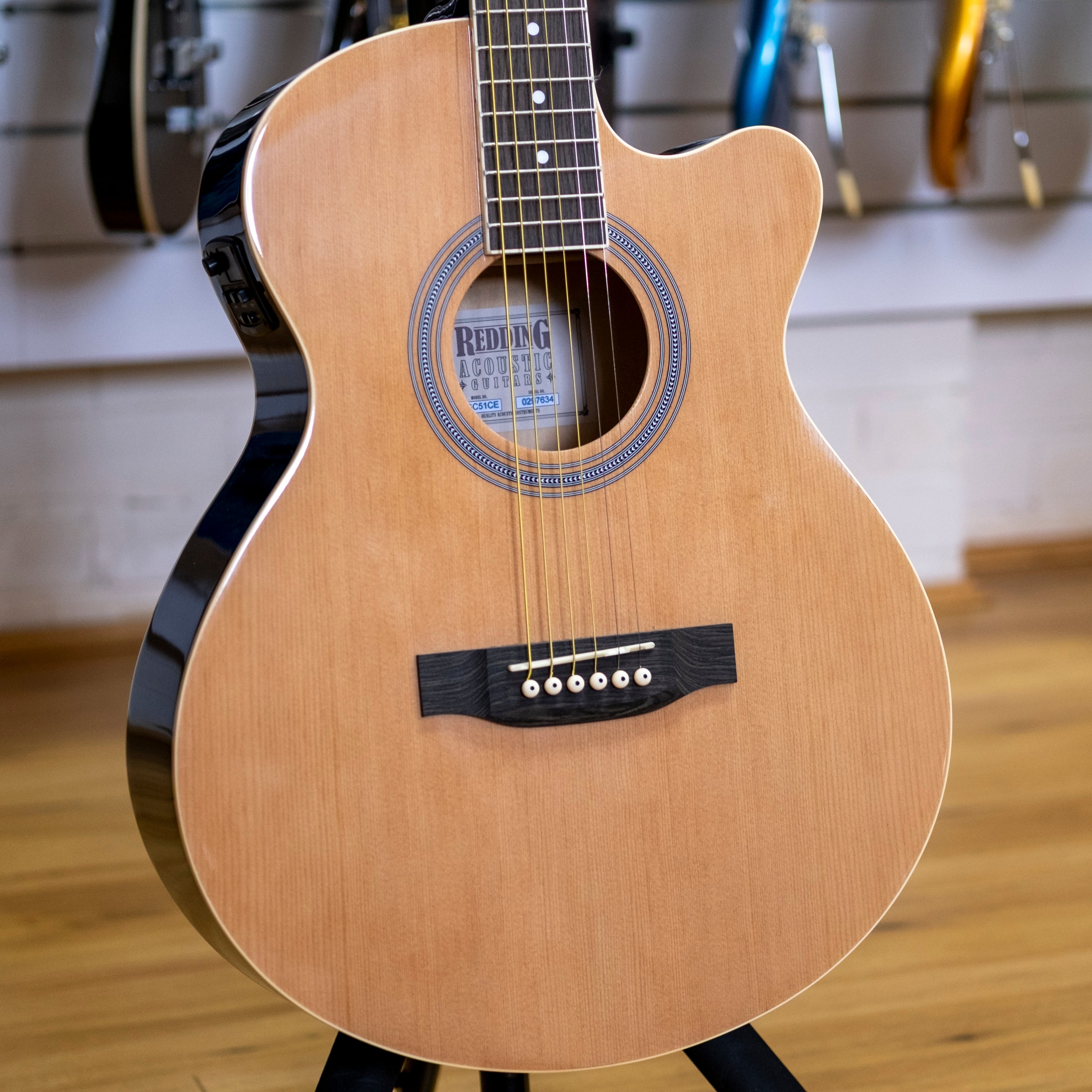 Redding RGC51CE Grand Concert Acoustic Electric Guitar (Natural)