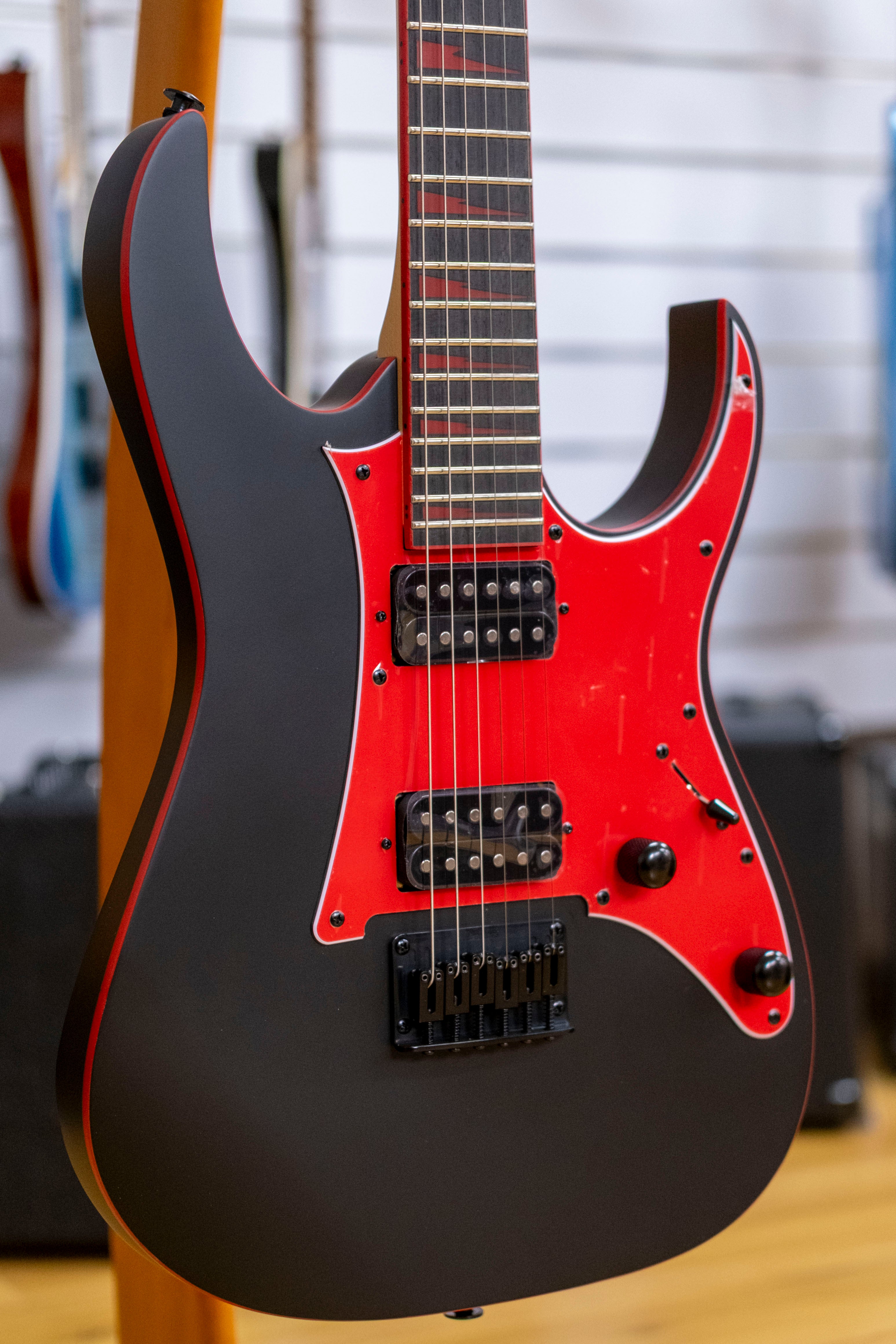Ibanez Gio RG131DX Electric Guitar (Black Flat)