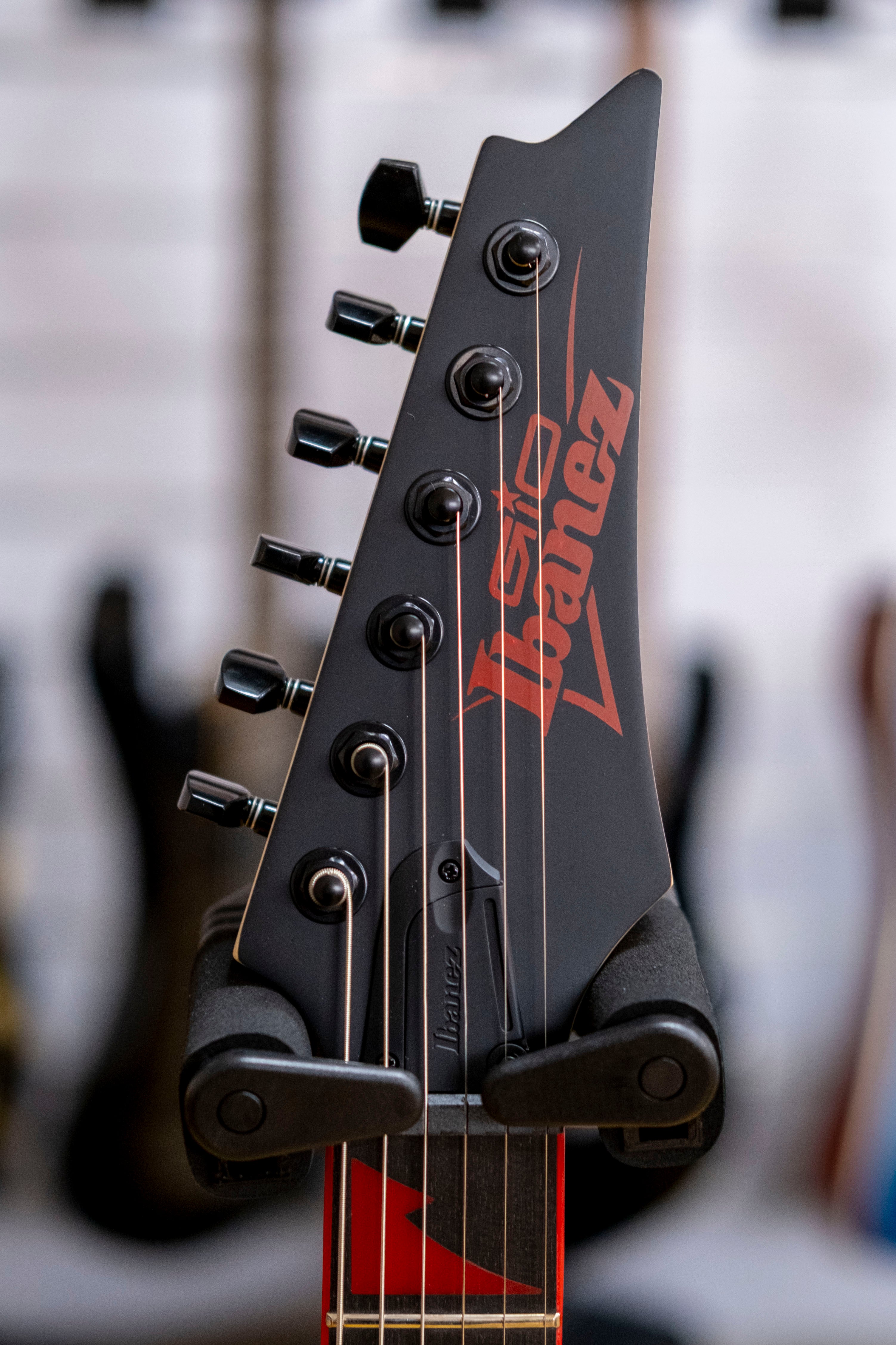 Ibanez Gio RG131DX Electric Guitar (Black Flat)