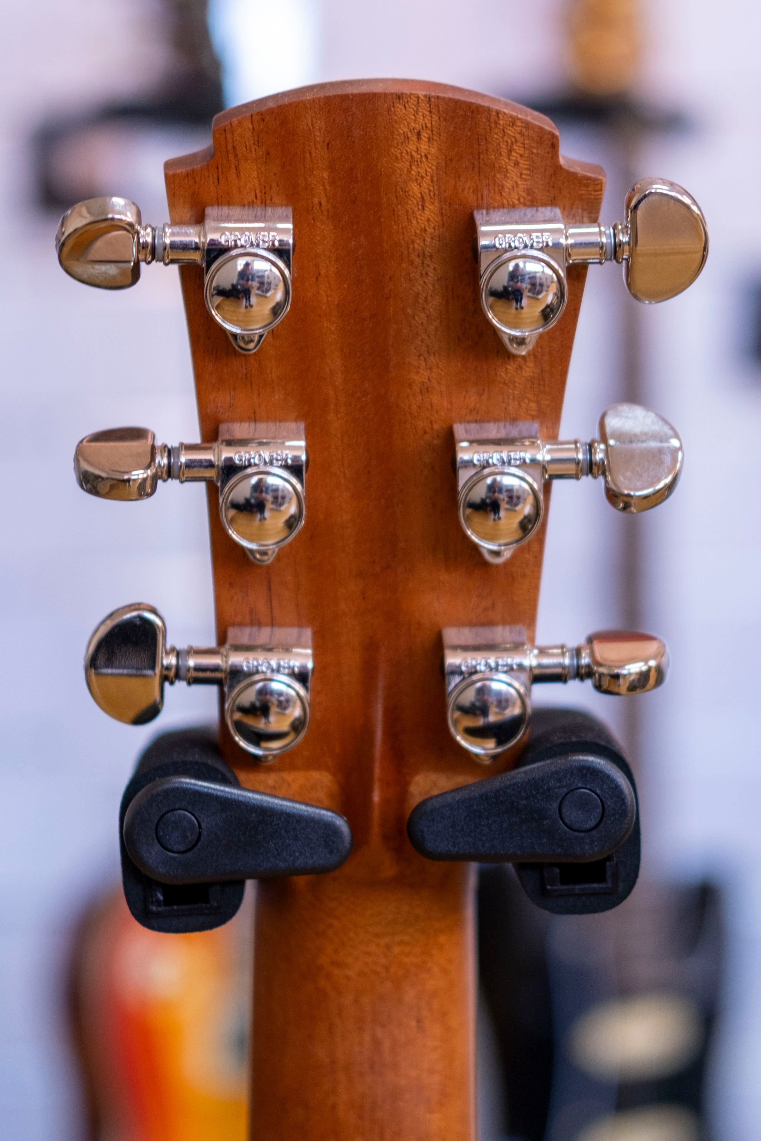 Cole Clark Studio Series Grand Auditorium Acoustic Electric Guitar (Australian Blackwood)