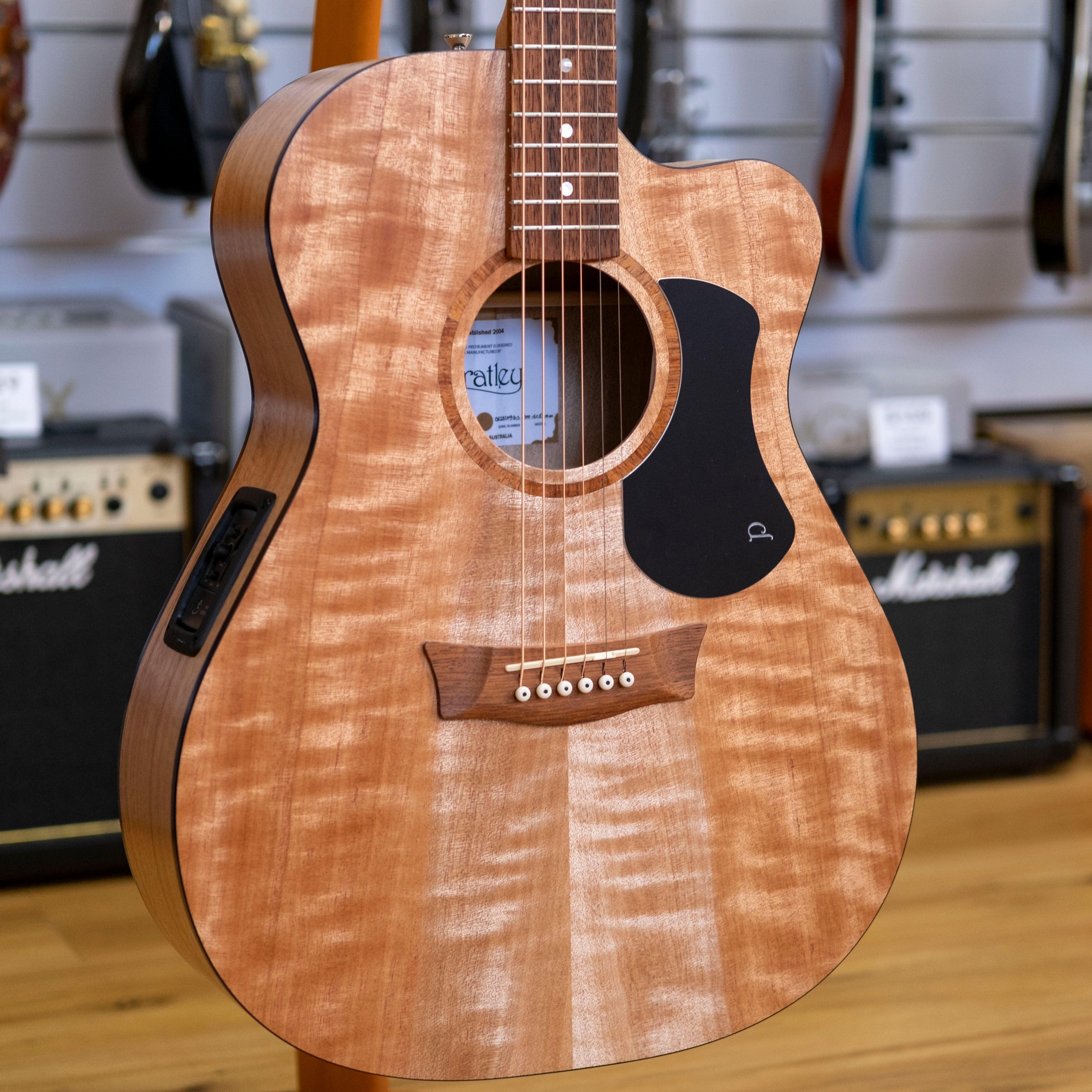 Pratley Classic Series OM Acoustic Electric Guitar with Case (All Solid Maple)