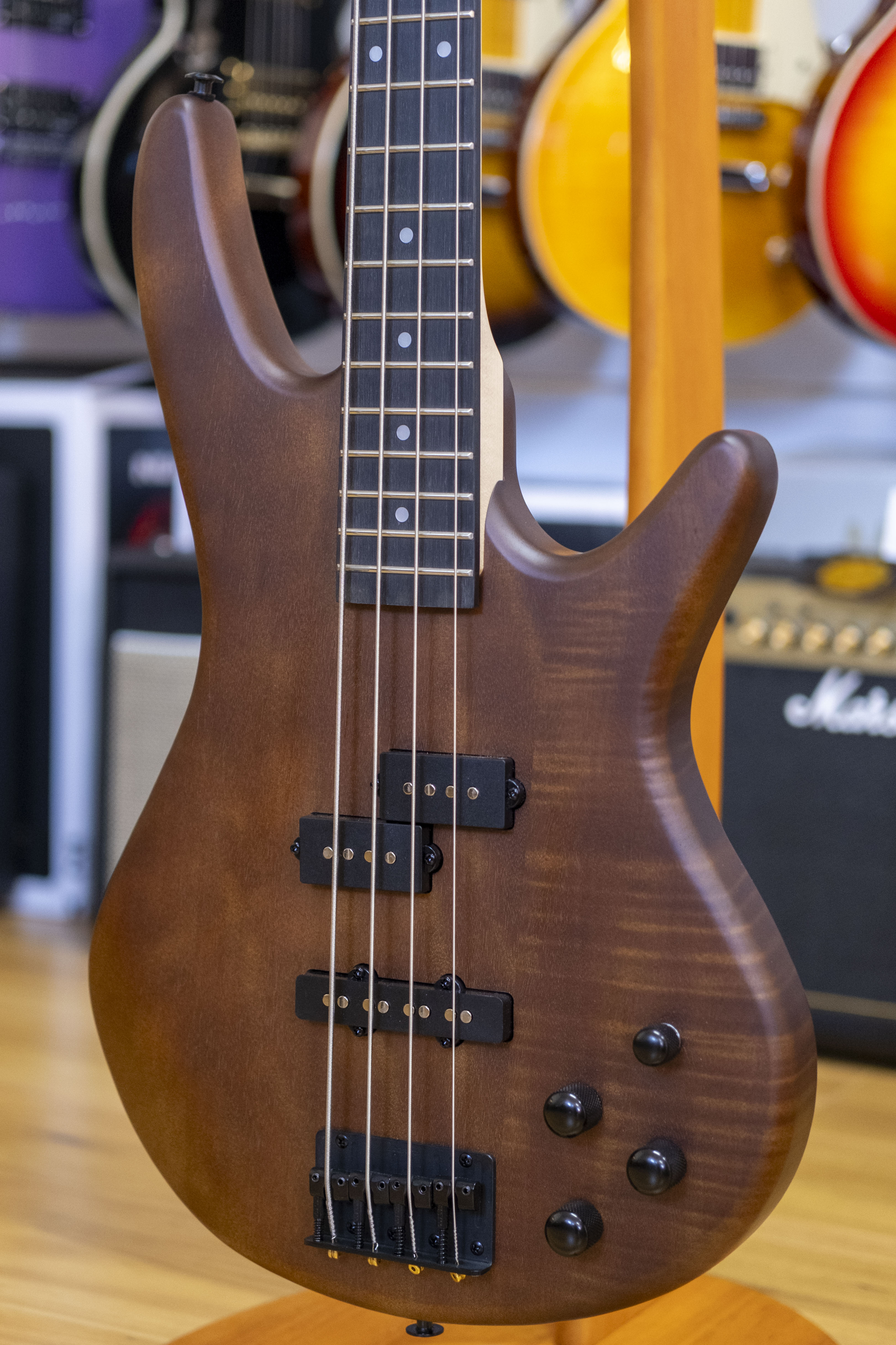 Ibanez Gio SR200B Bass Guitar (Walnut Flat)