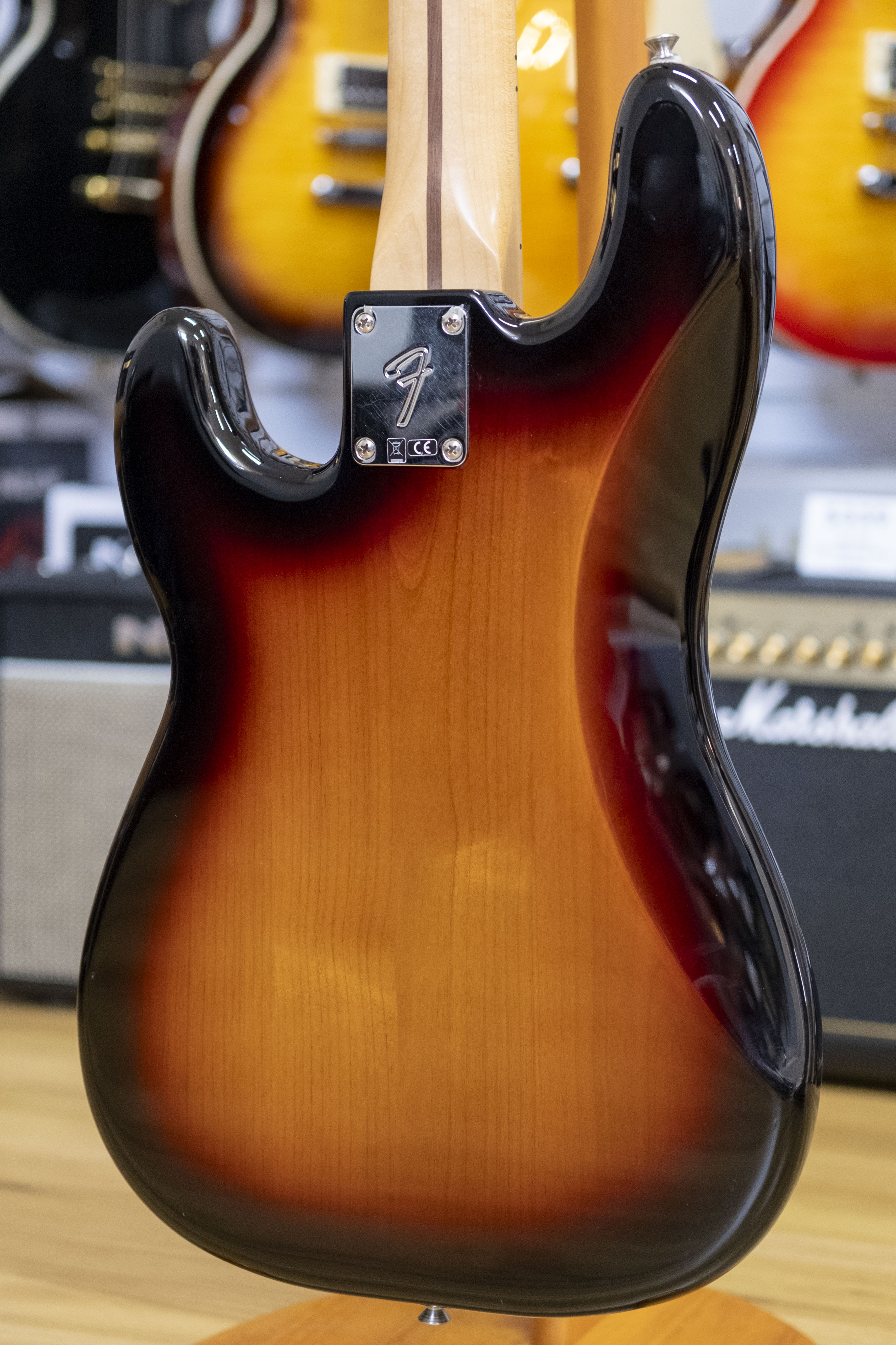 Fender MIM Precision Bass Guitar (Sunburst) (2020, Pre-Owned)