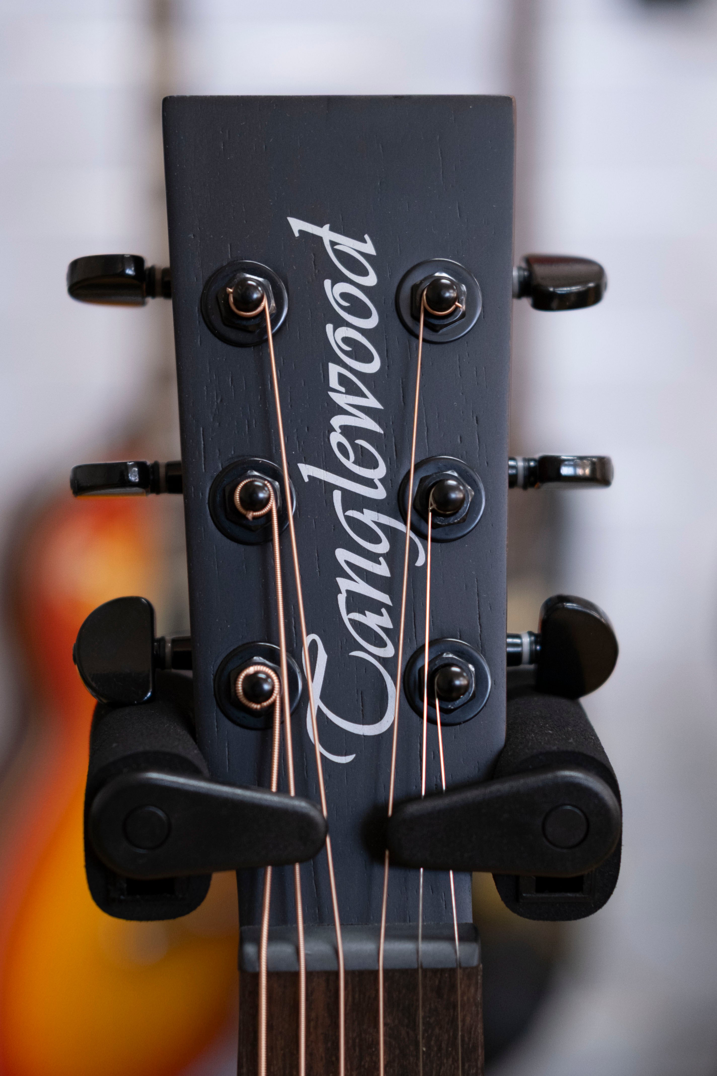 Tanglewood Strada Limited Edition Super Folk Acoustic Electric Guitar (Spruce)
