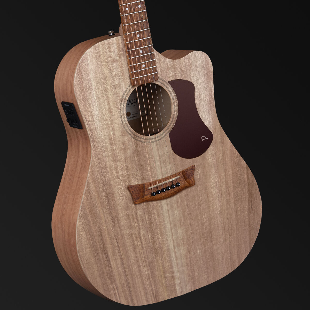 Pratley SL Dreadnought Cutaway Acoustic Electric Guitar with Case (Solid Queensland Blue Fig Top)