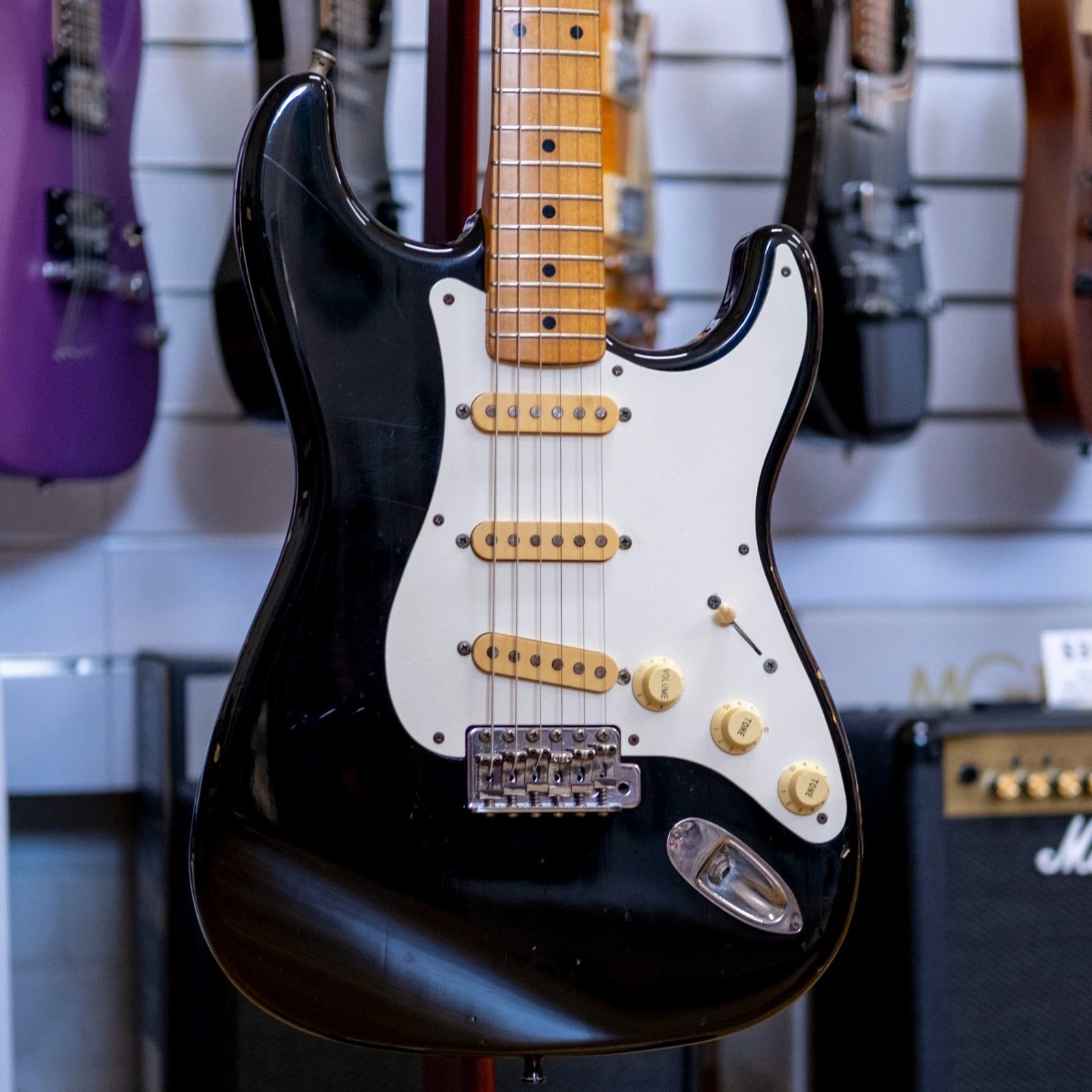 Fernandes LE-1Z Electric Guitar (Black) (Pre-Owned, MIJ)